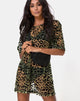 Image of Harlow Kleid in Limette Tierflock