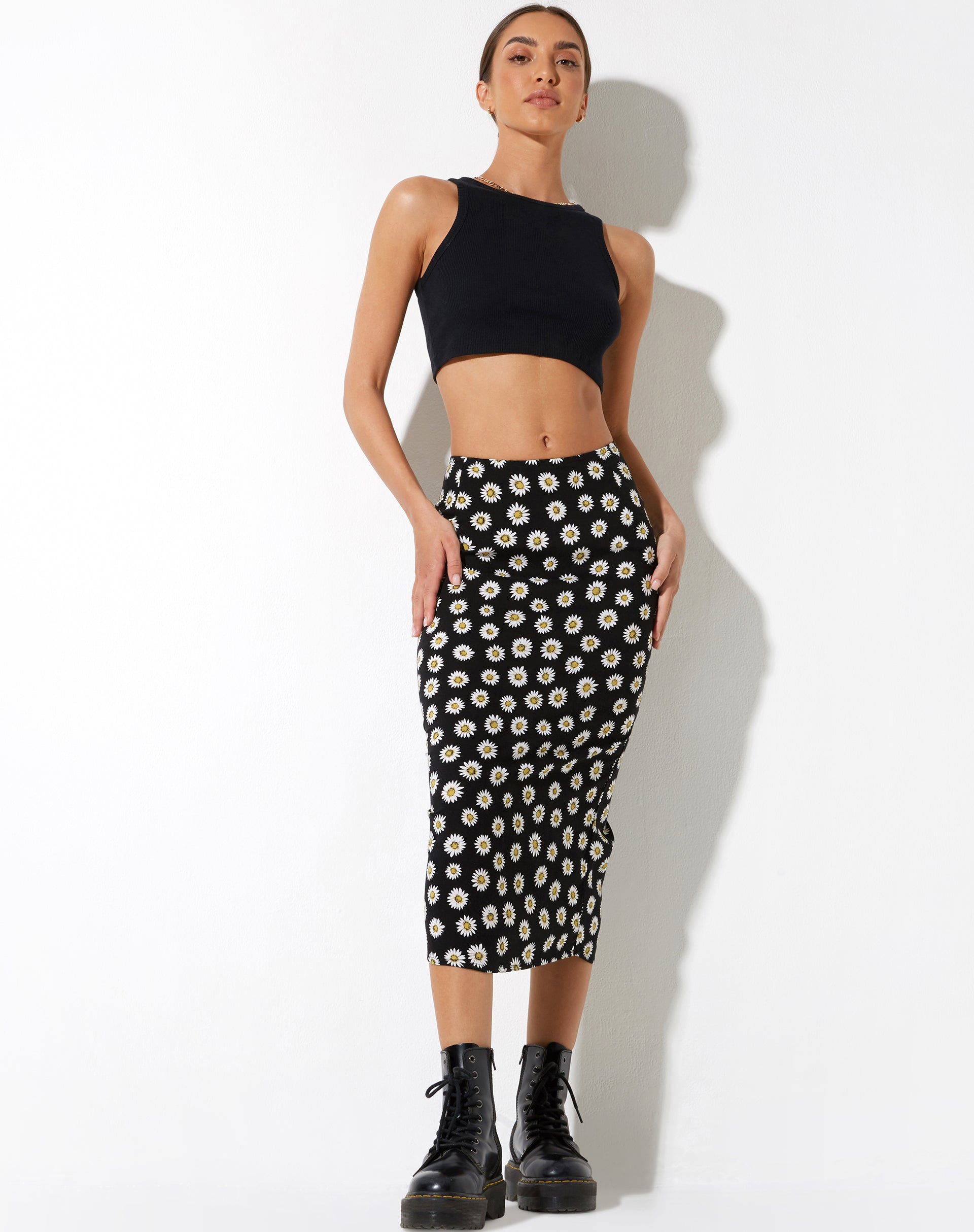 Abbildung des Harriet Midirocks in Grunge Daisy Black