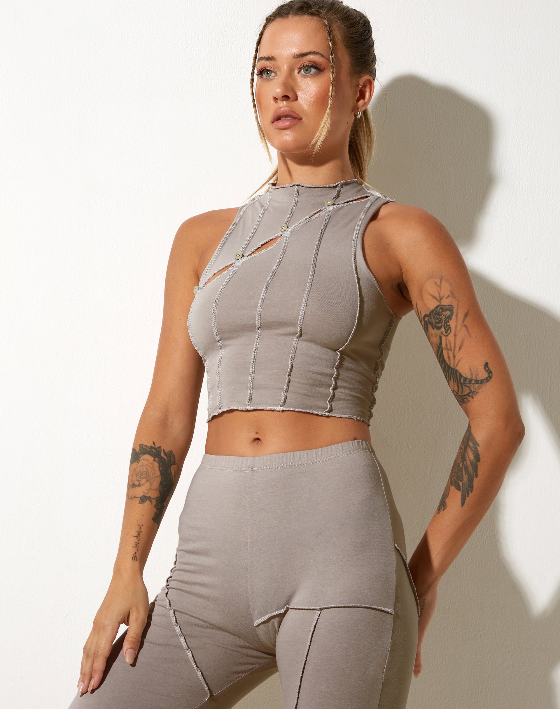 Bild von Helvy Crop Top in Lycra Hafermilch