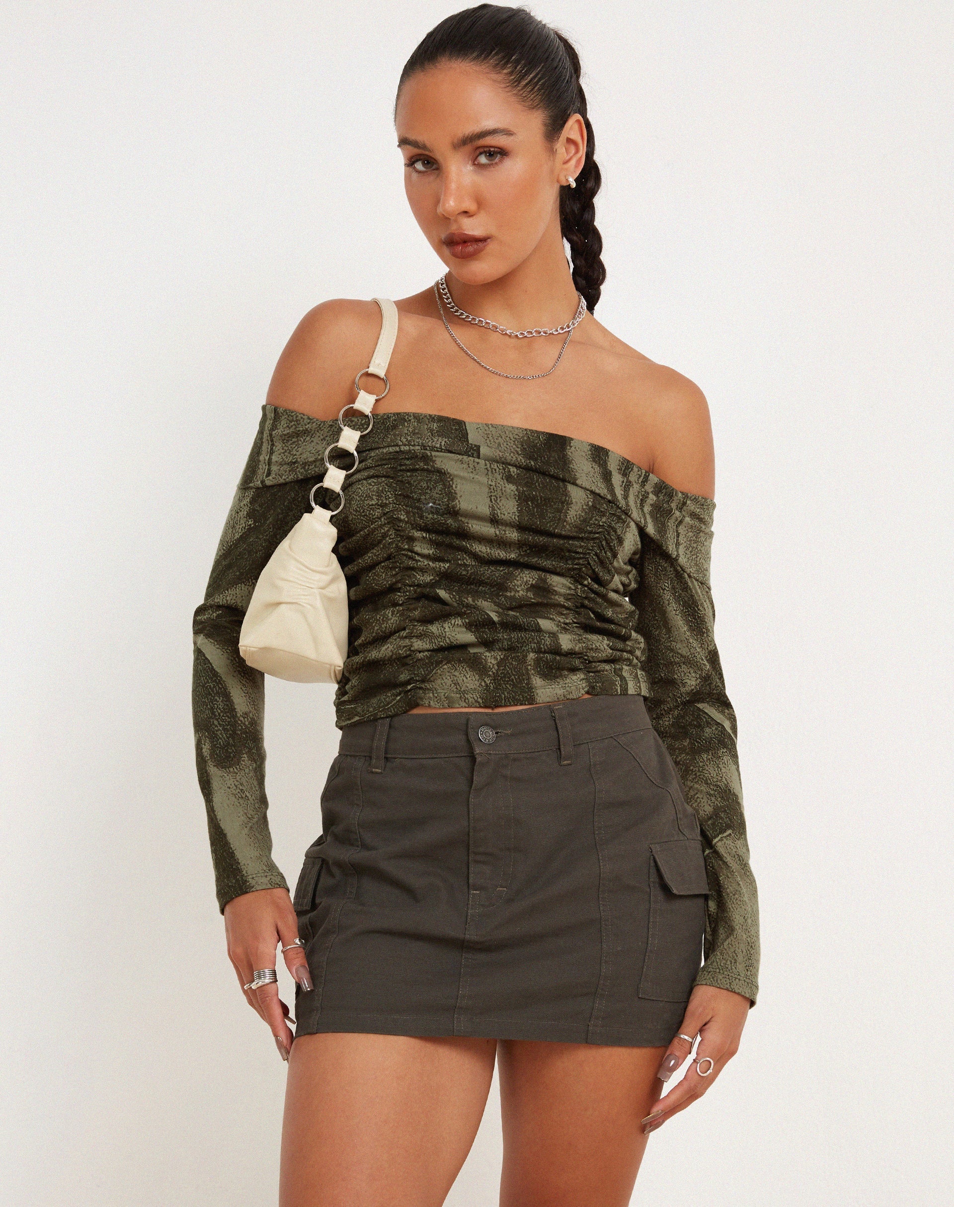 Abbildung von Hestina Top in Dystopian Crease Khaki