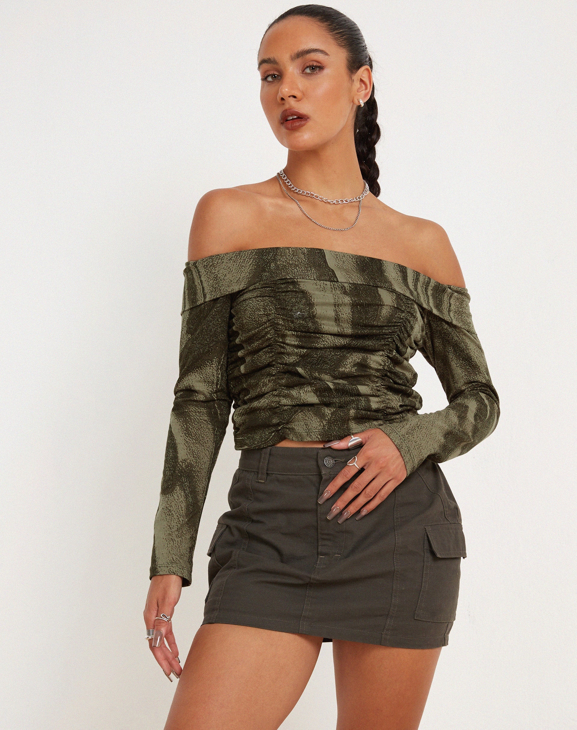 Abbildung von Hestina Top in Dystopian Crease Khaki