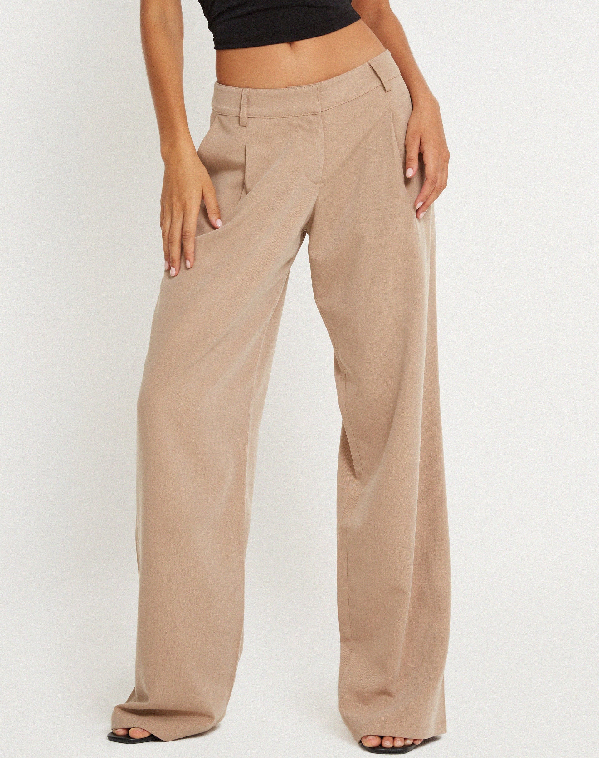 Abbildung der Hondra Wide Leg Trouser in Beige