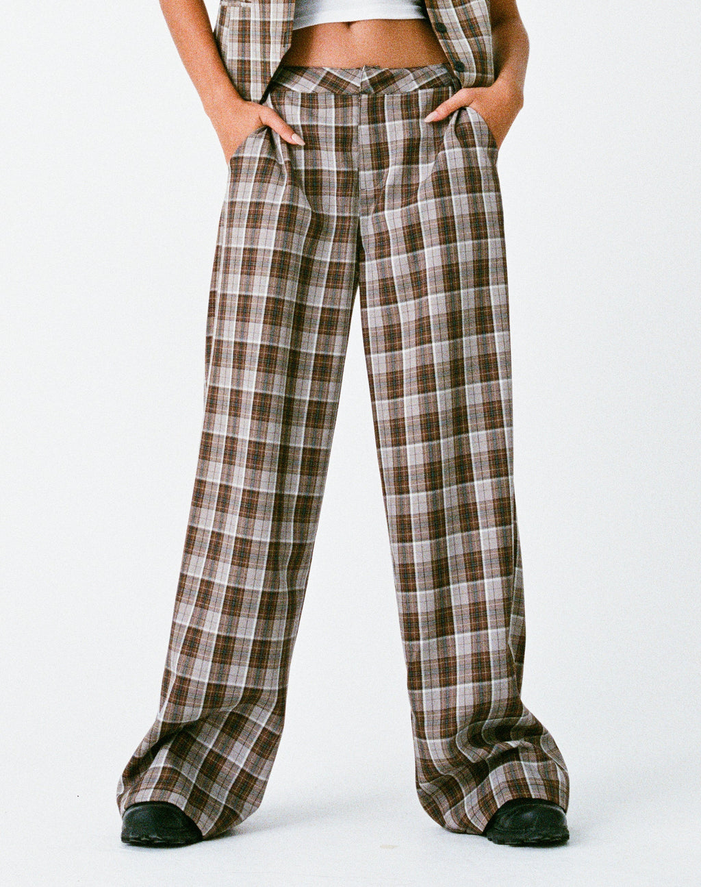 MOTEL X OLIVIA NEILL Hondra Hose in Check Tan Braun
