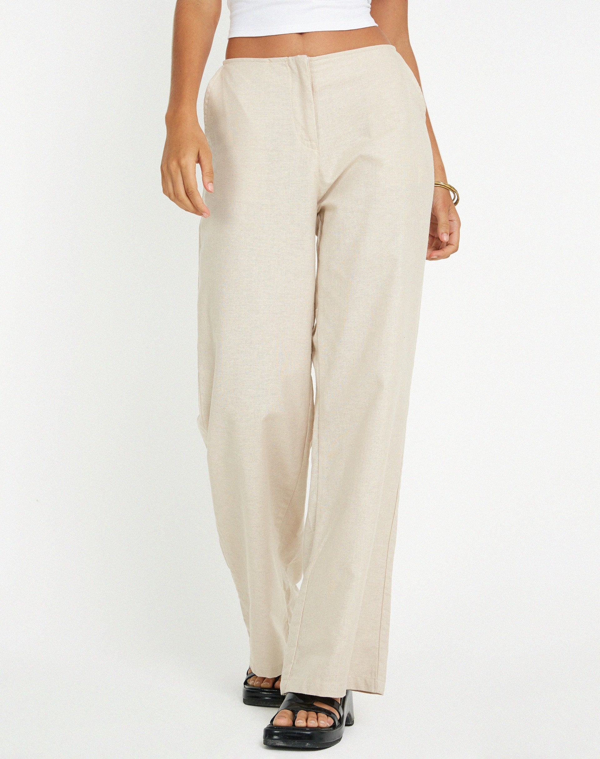 Abbildung der Idama Wide Leg Trouser in Ecru