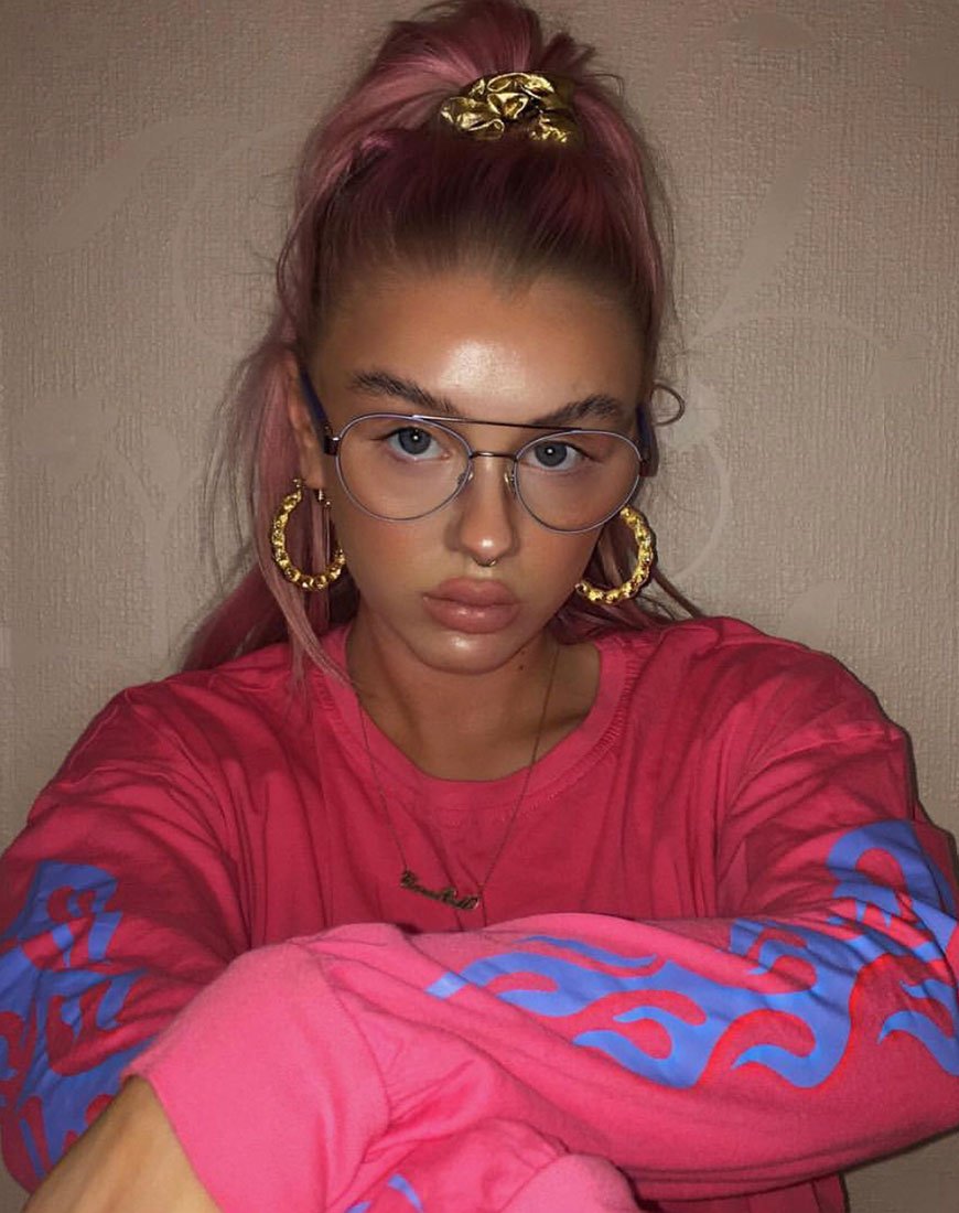 Lotsun Sweatshirt in Rosa mit Flamme