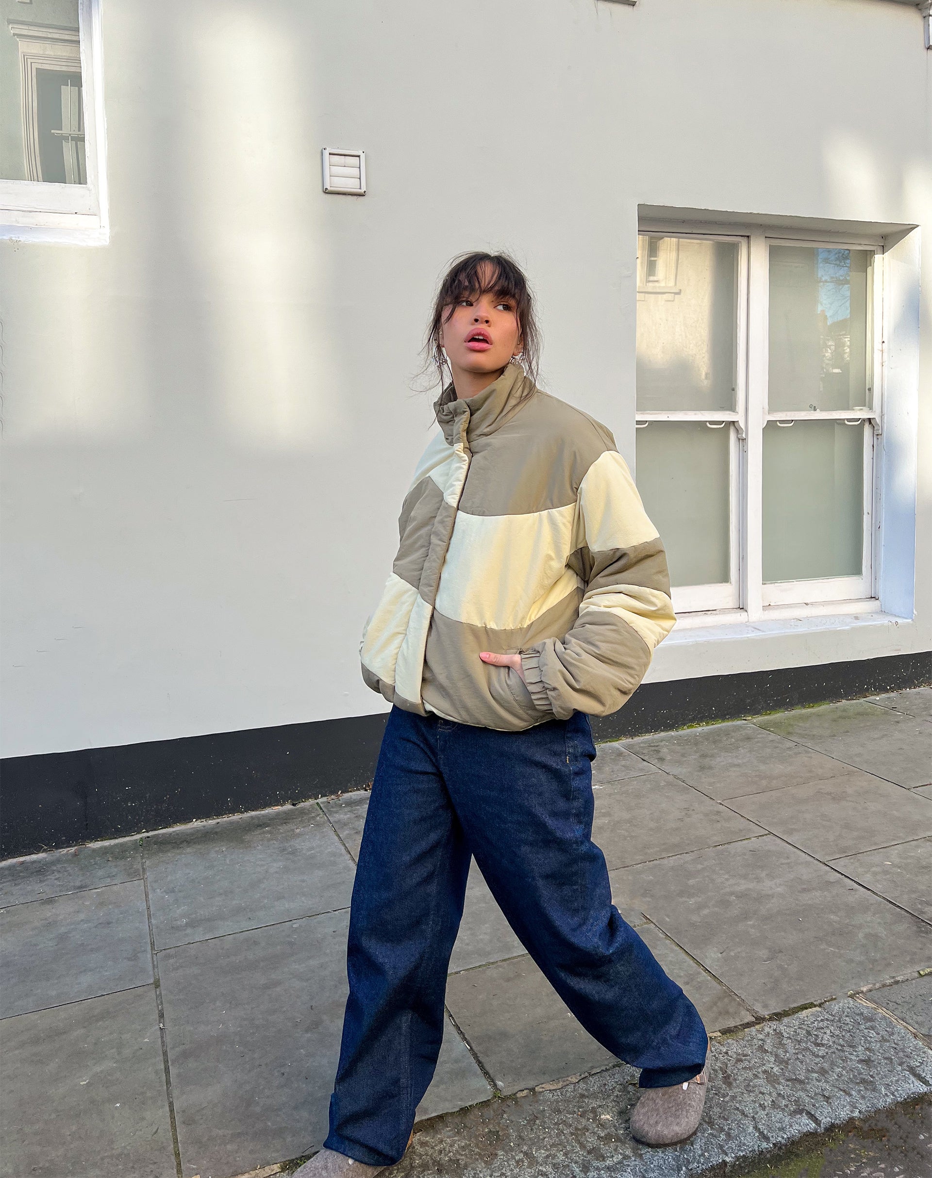 Image of Renee Puffa Jacket in Creme und Taupe mit Paneelen