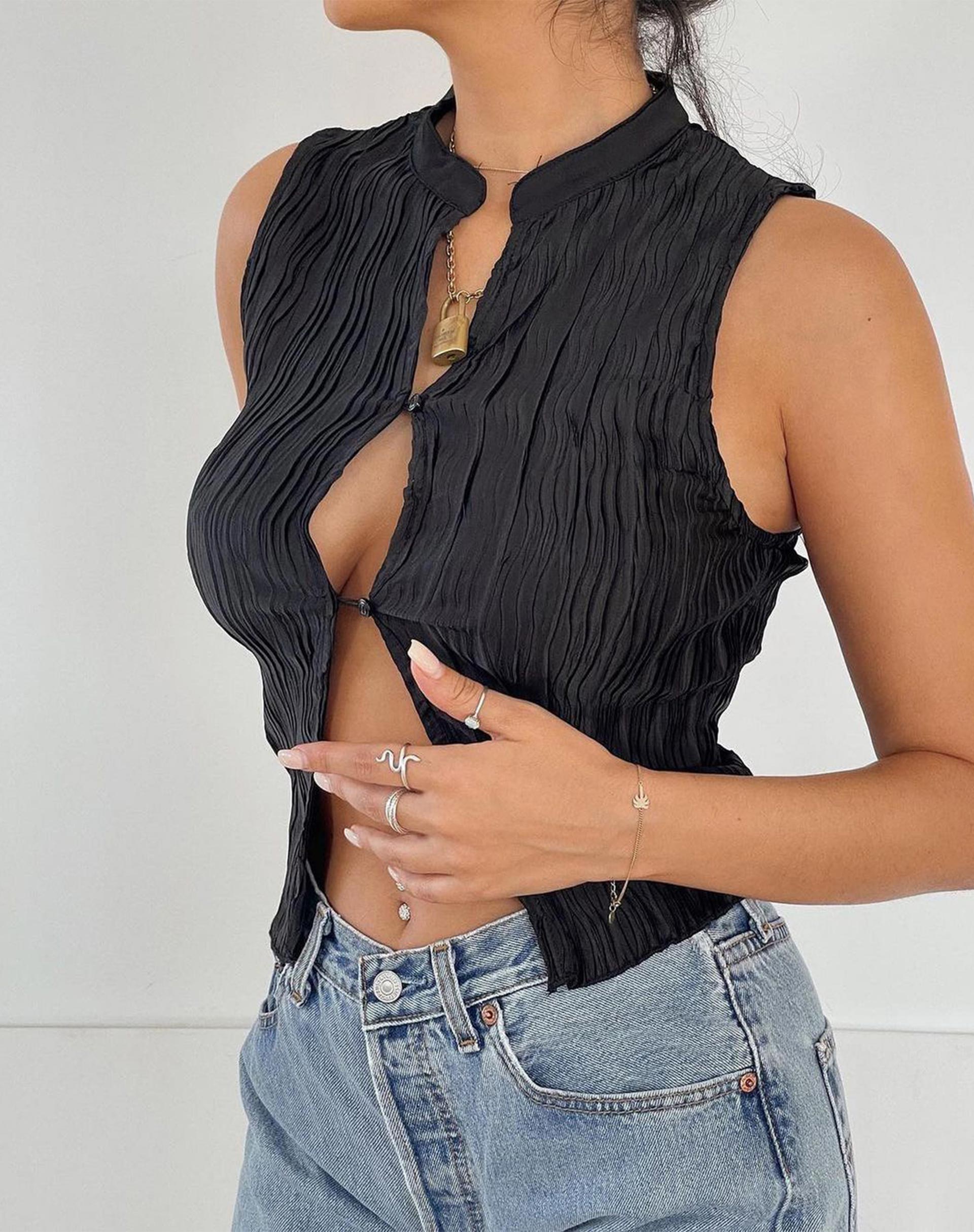 Bild von Inara Crop Top in Crinkle Schwarz