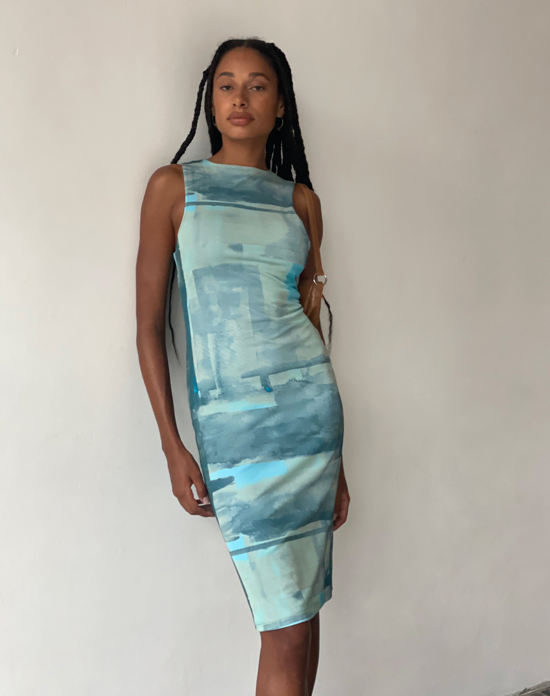 Bild von MOTEL X JACQUIE Indie Midikleid in Mesh Grün und Blau Abstrakte Pinsel