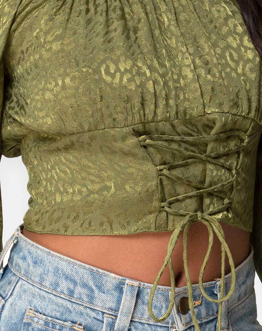 Bild von Iris Crop Top aus Satin Cheetah Khaki