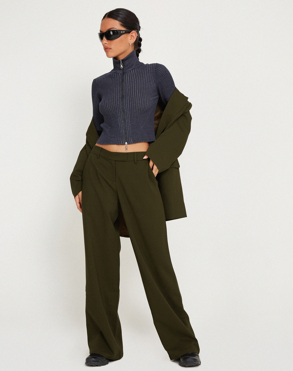 Jabba-Hose mit weitem Bein in dunklem Khaki