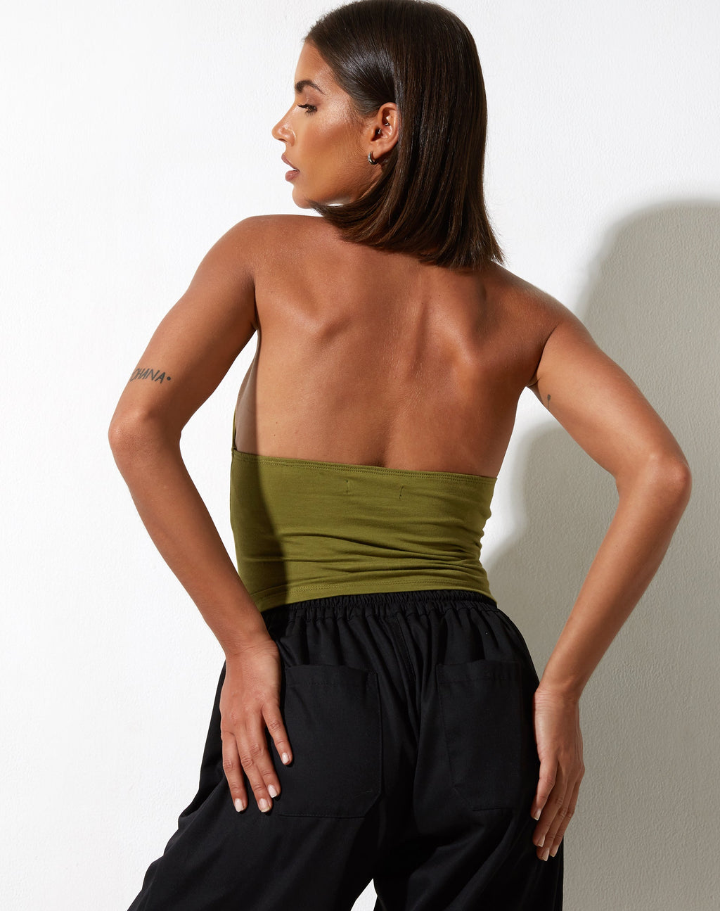 Jarisya Oberteil in Khaki