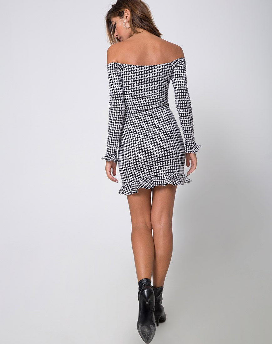 Image von Jazzie Off The Shoulder Kleid in Dogtooth