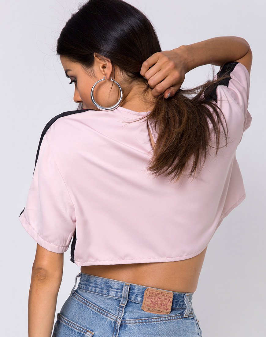 Jiho Crop Top in Blush mit schwarzen Streifen
