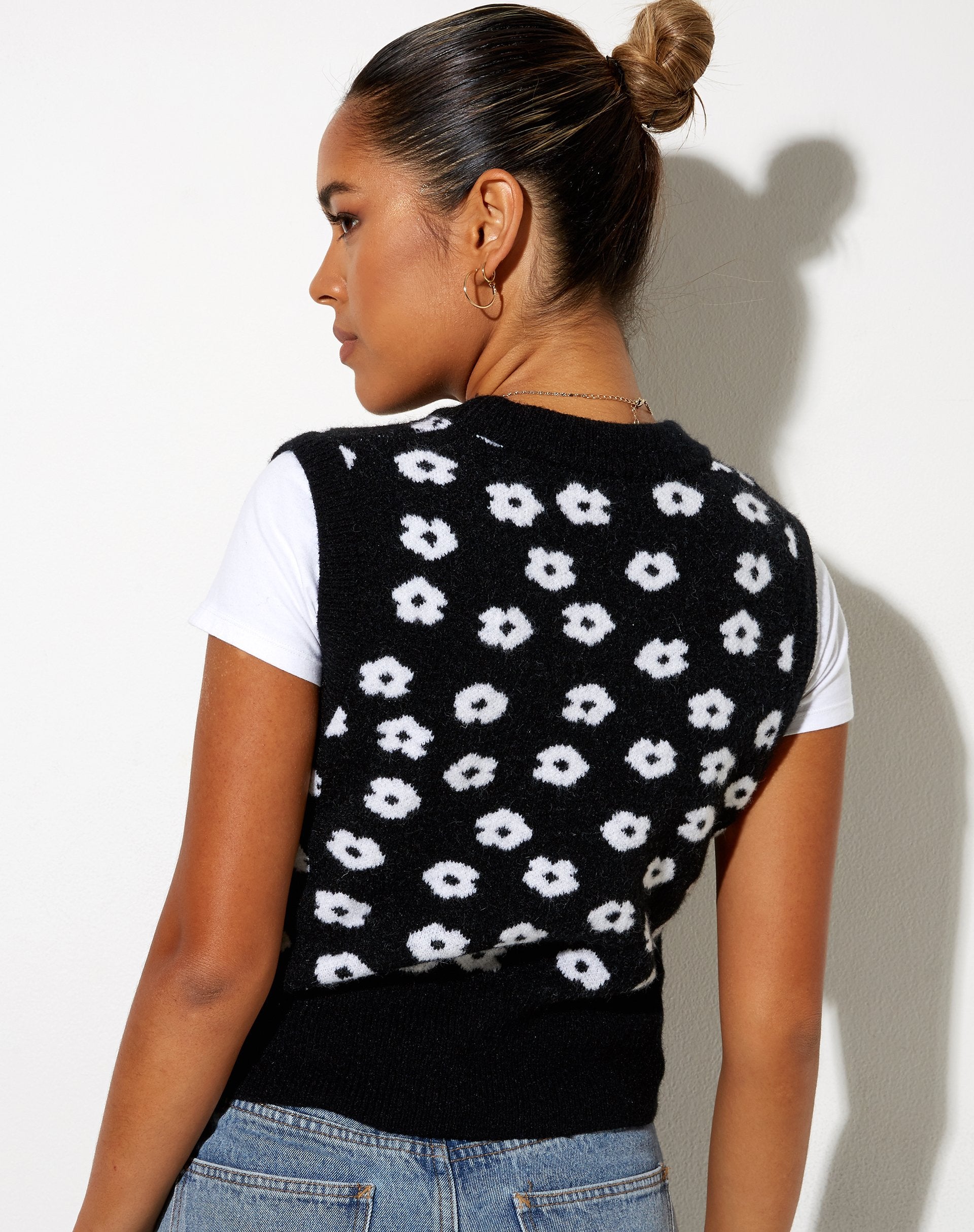 Bild von Joker Vest Top in Knit Black Daisy White