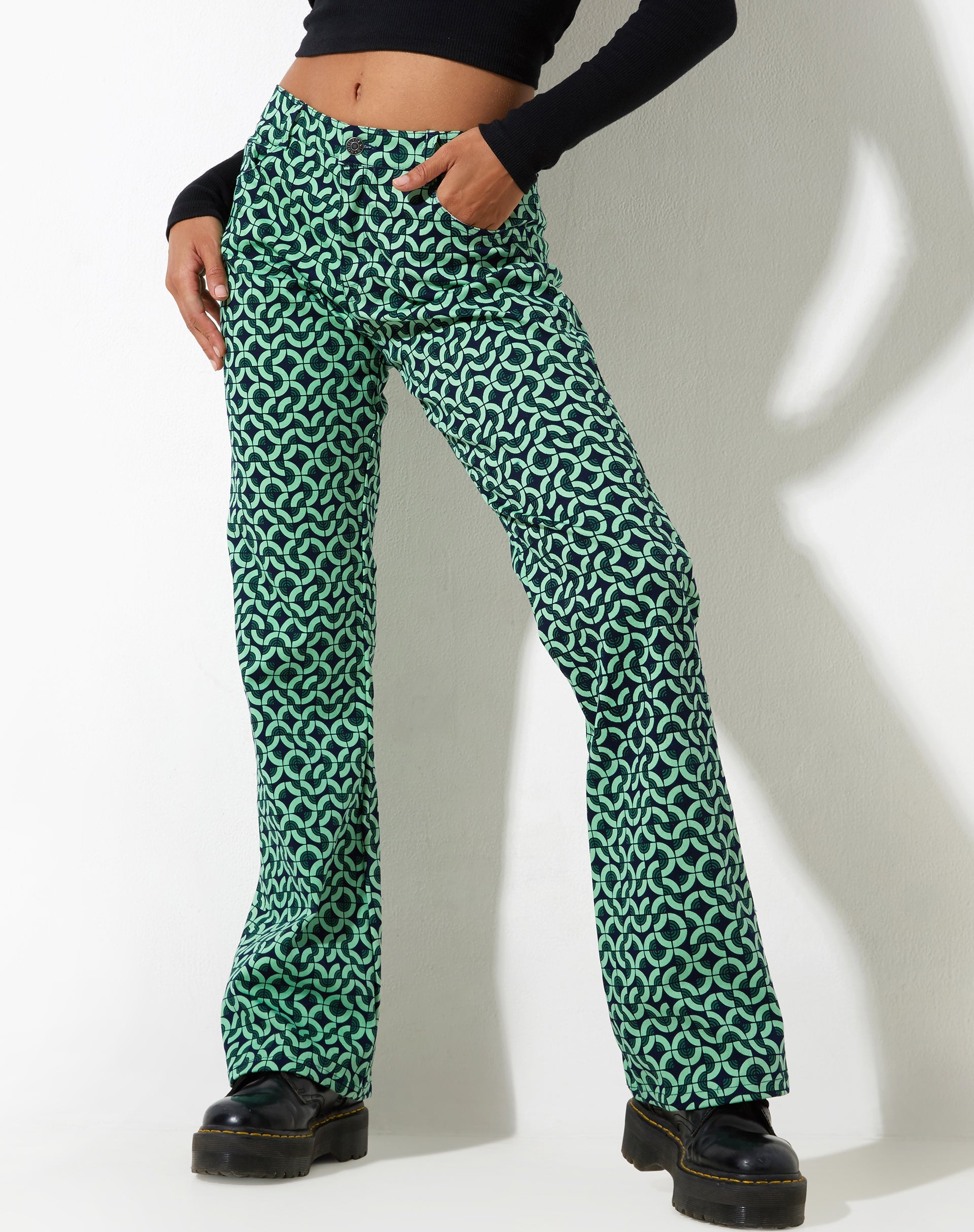 Abbildung der Jopan-Hose in Retro Tile Green