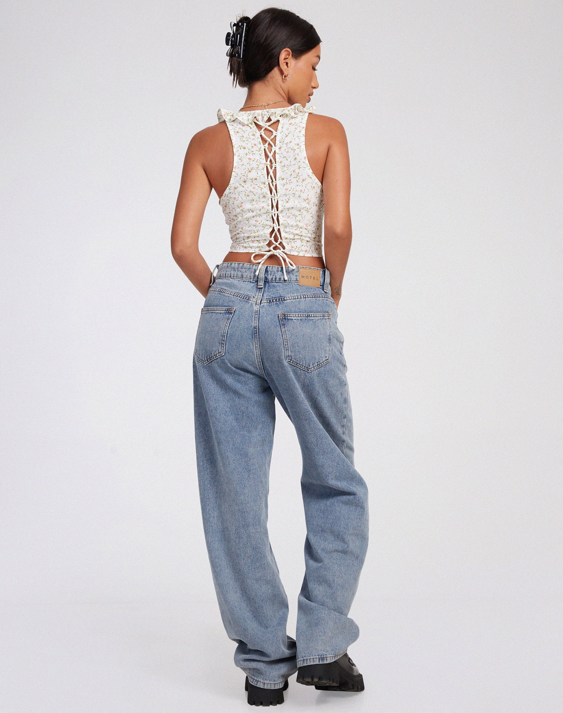 Abbildung von Julka Cami Top in Pretty Petal Ivory