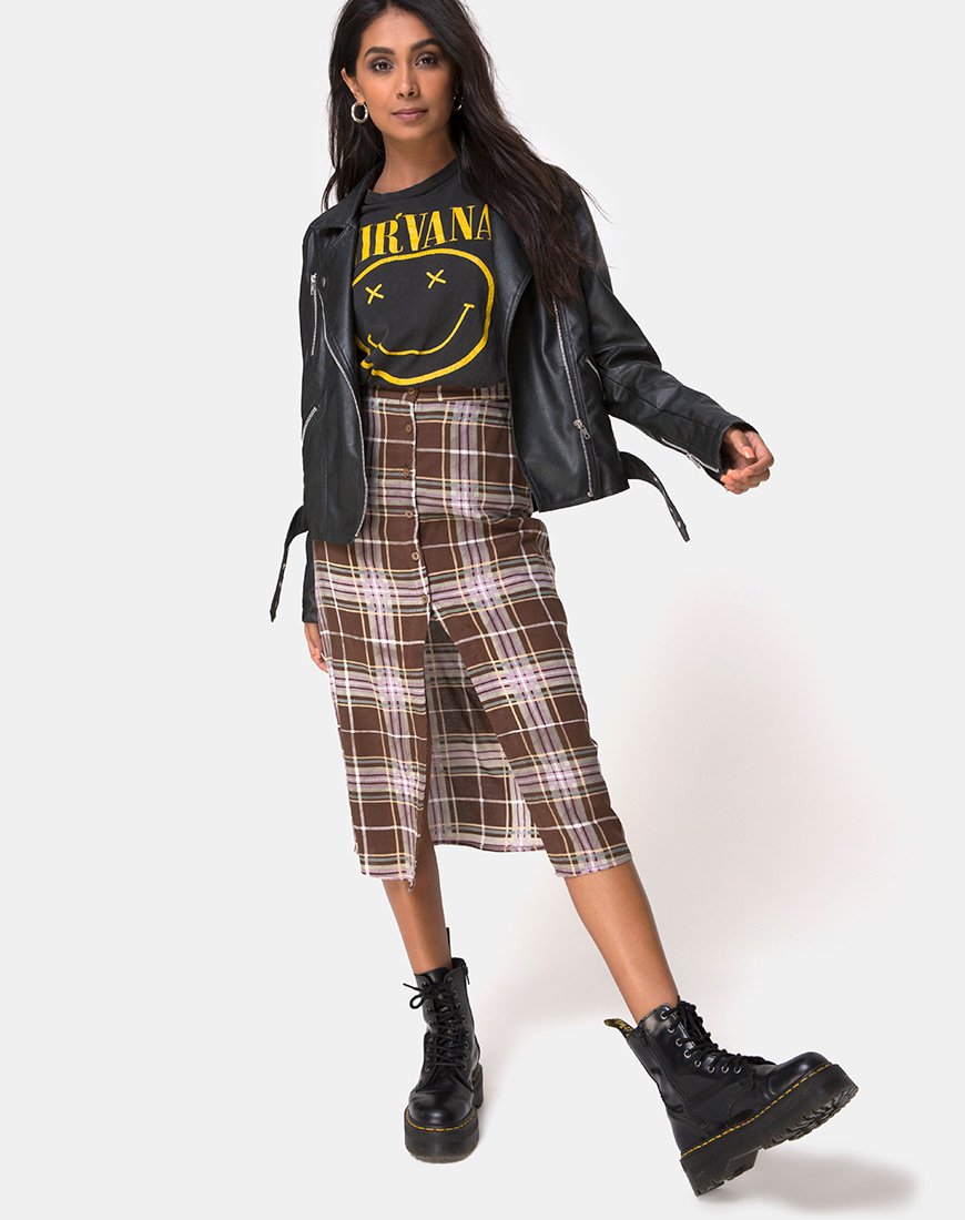 Kaisa Midirock in Tartan Braun