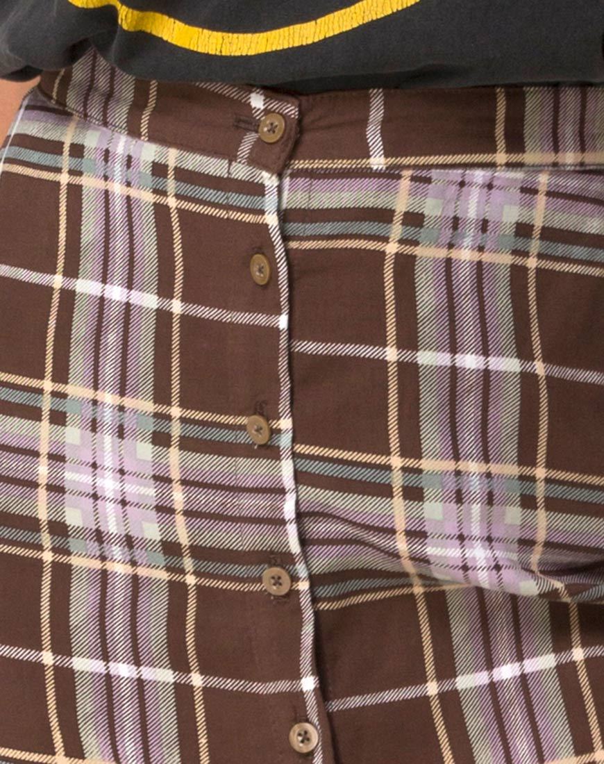 Bild von Kaisa Midirock in Tartan Braun