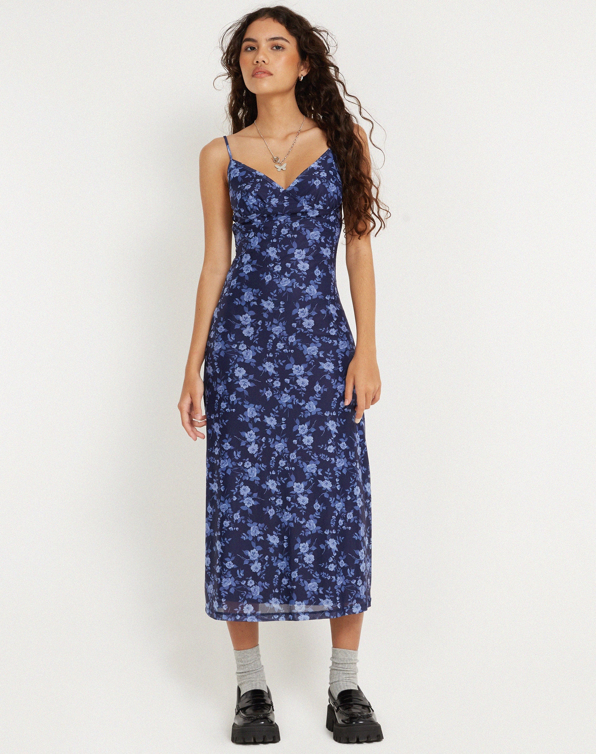 Abbildung von Kalana Bedrucktes Midikleid in Pretty Floral Navy