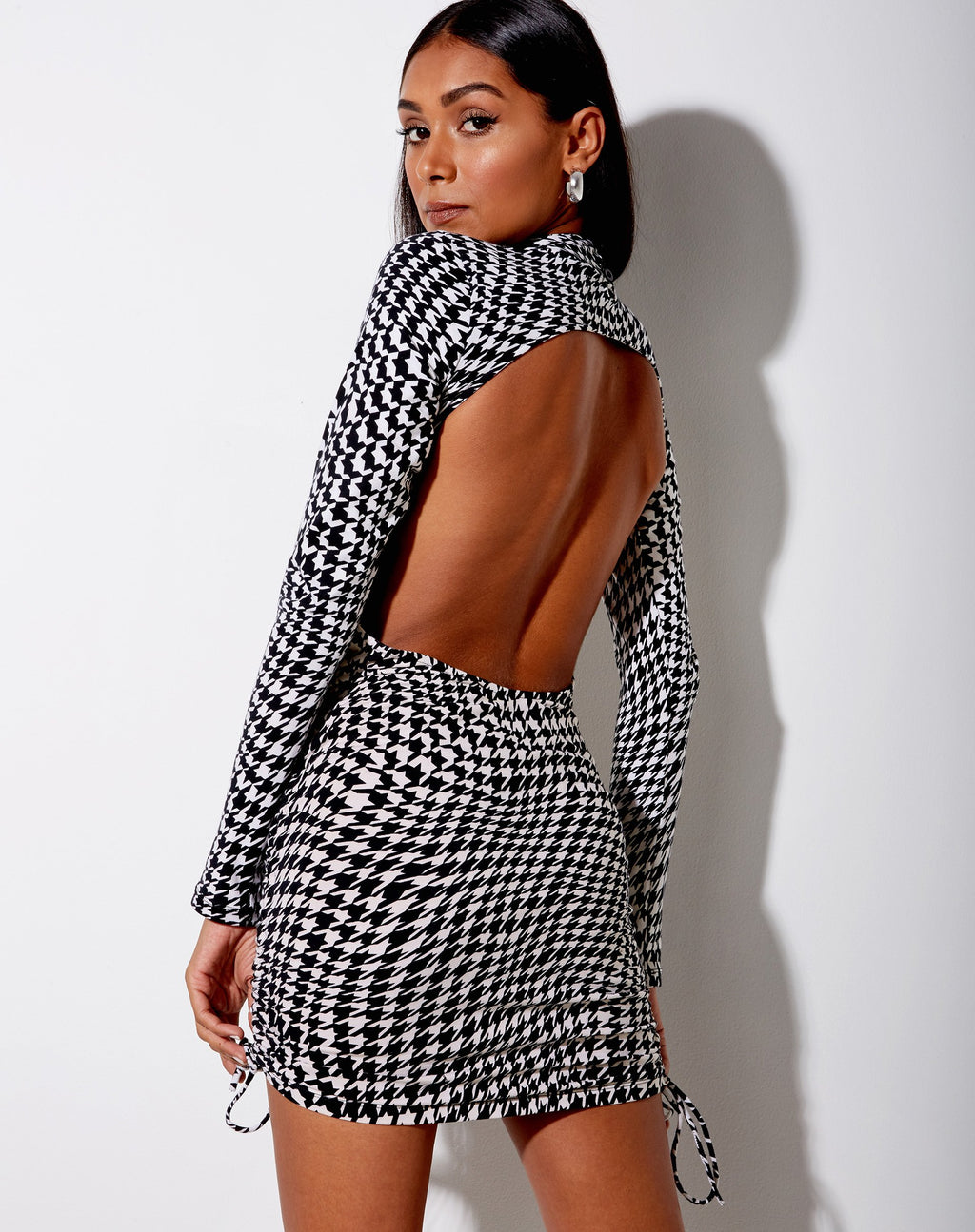 Kamora Minikleid in Wavey Dogtooth