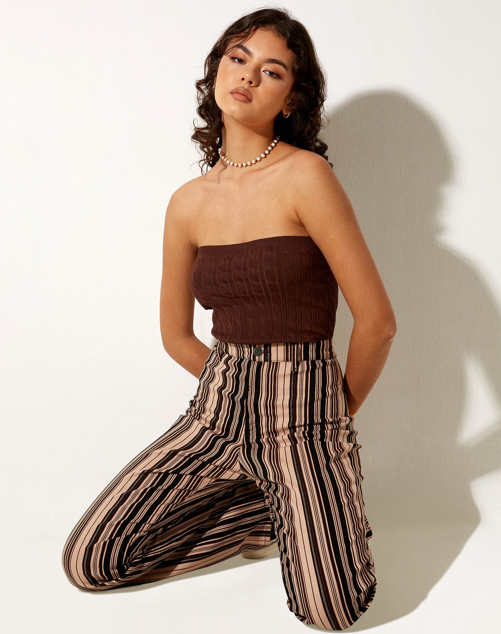 Karen Bandeau-Top in Strick-Schokolade