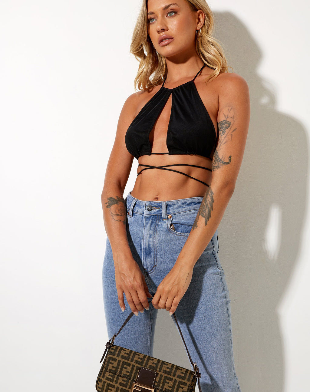 Karti Crop Top aus Mesh Schwarz