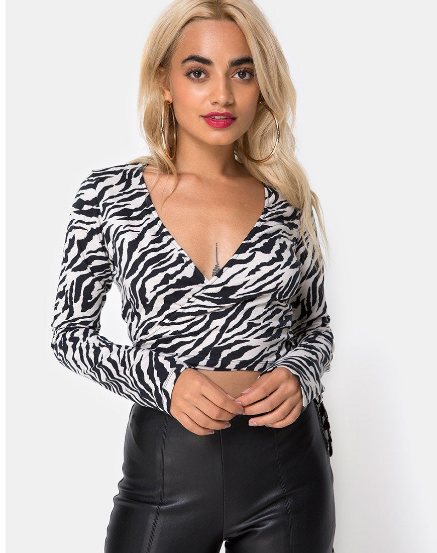Bild von Kayak Wrap Top in 90s Zebra