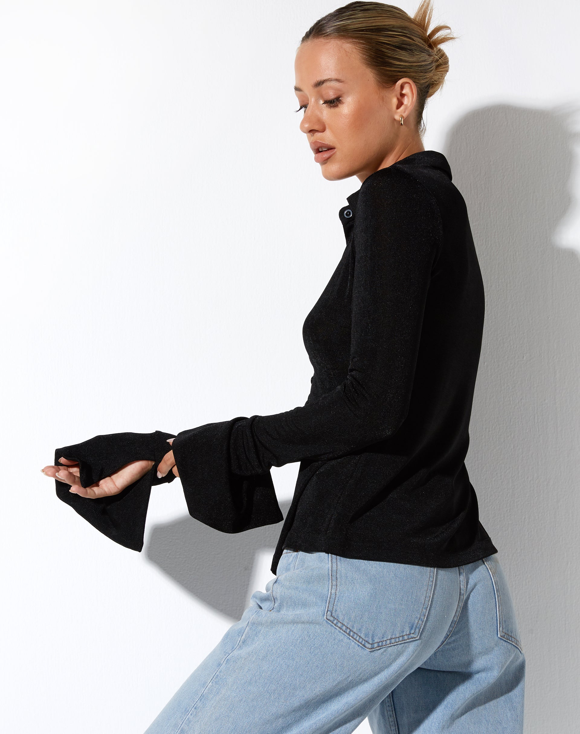 Bild von Keani Shirt aus Krepp Schwarz