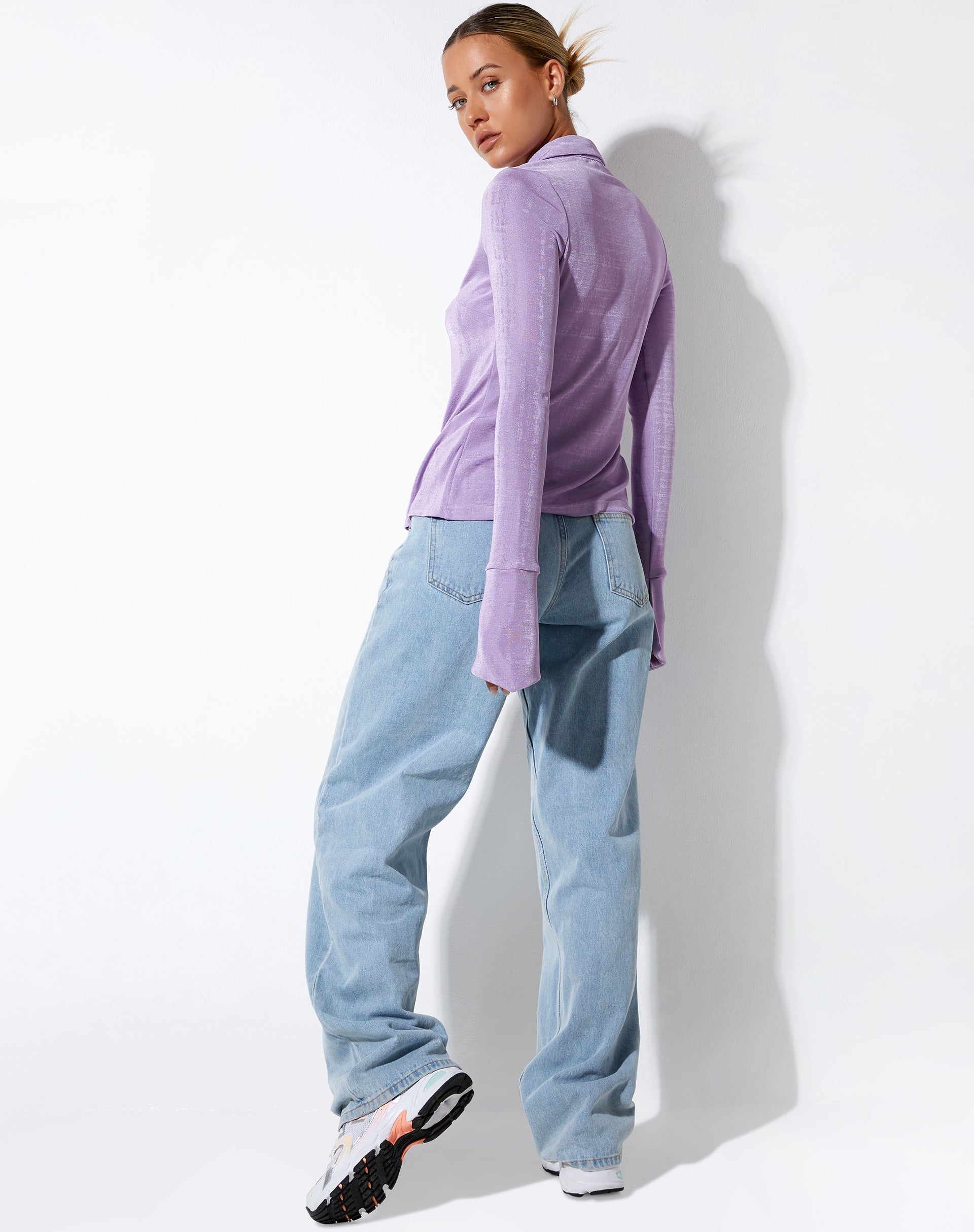 IMAGE OF Keani Shirt aus Krepp in Lavendel
