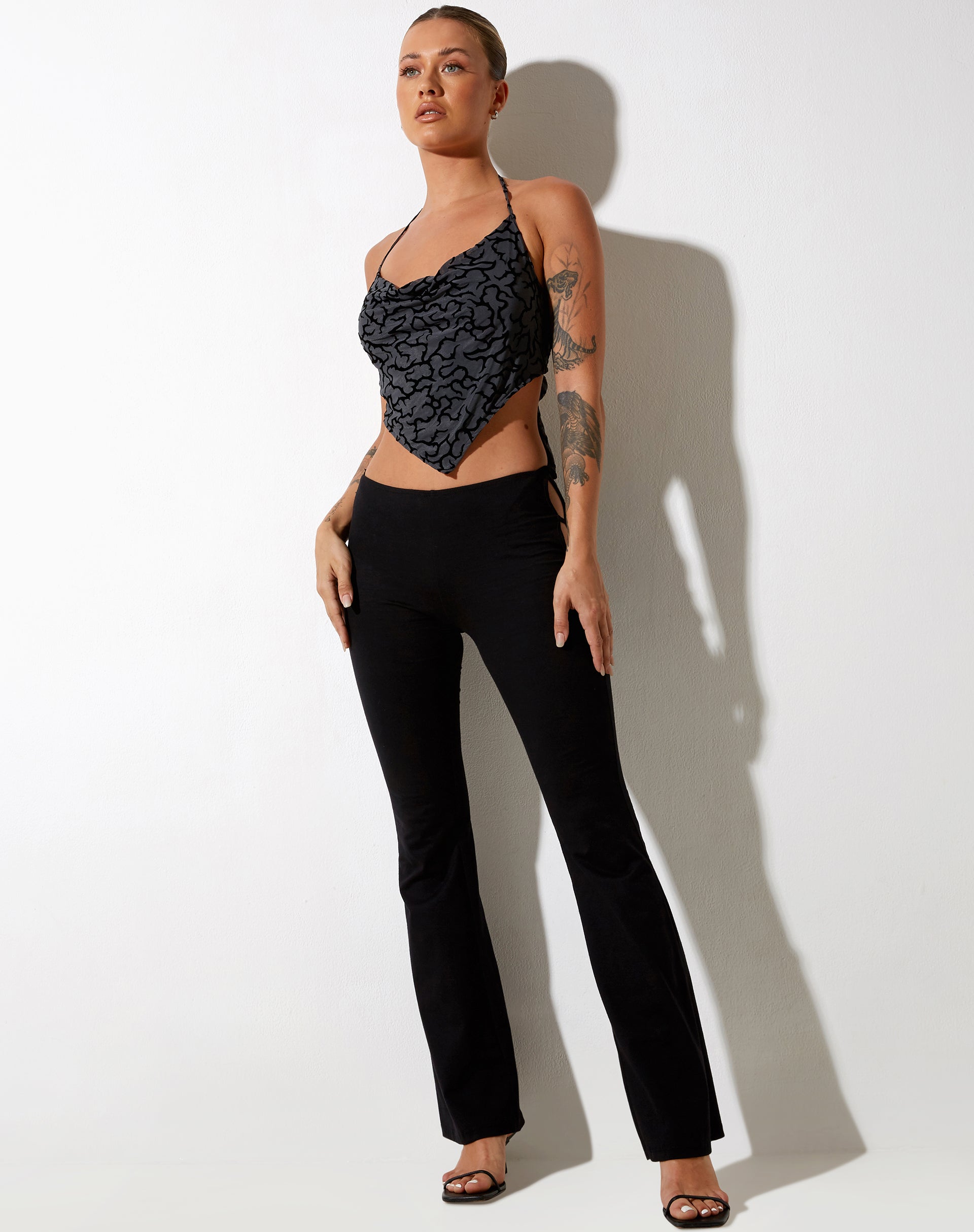 Bild von Ketia Crop Top in Tribal Flock