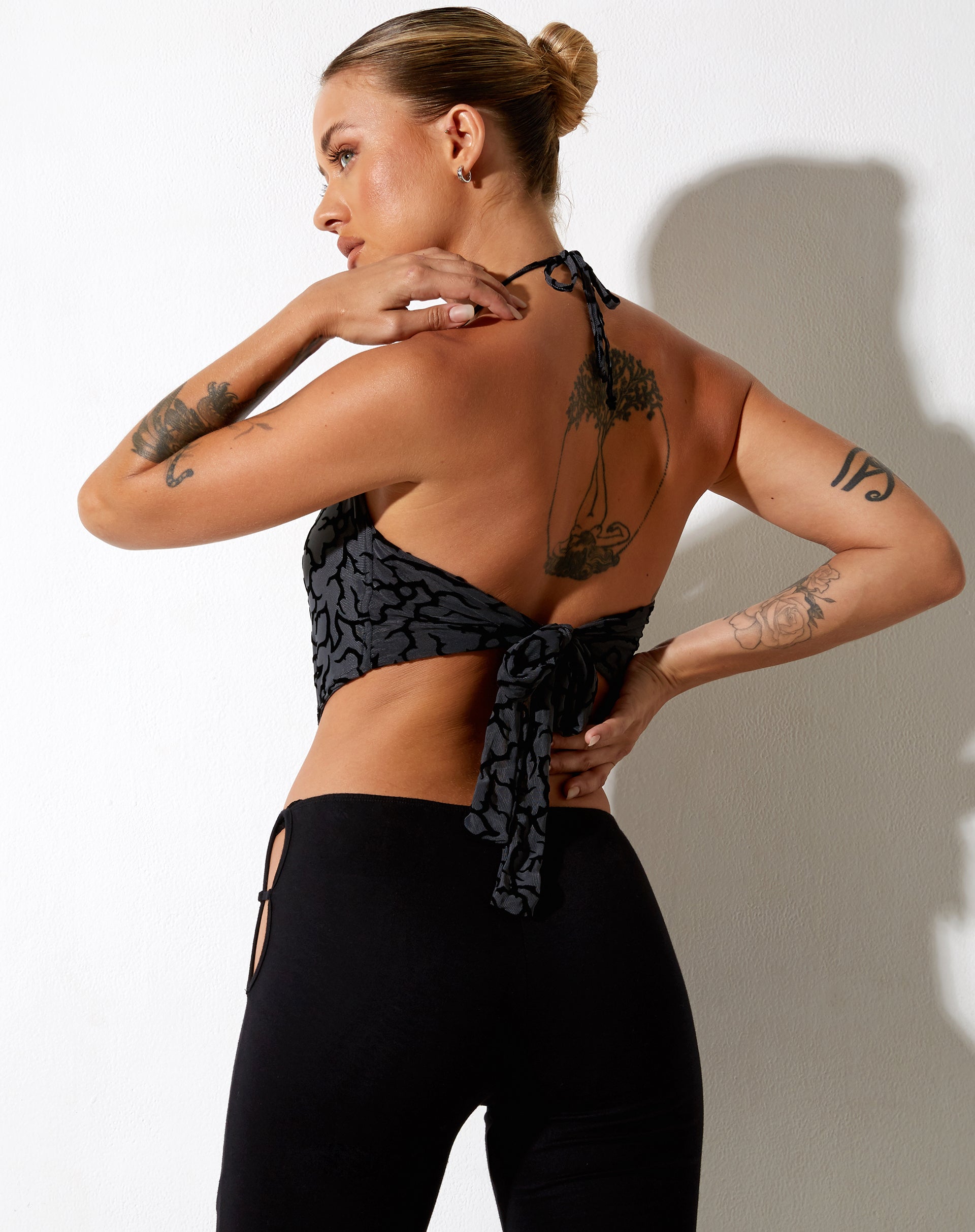 Bild von Ketia Crop Top in Tribal Flock