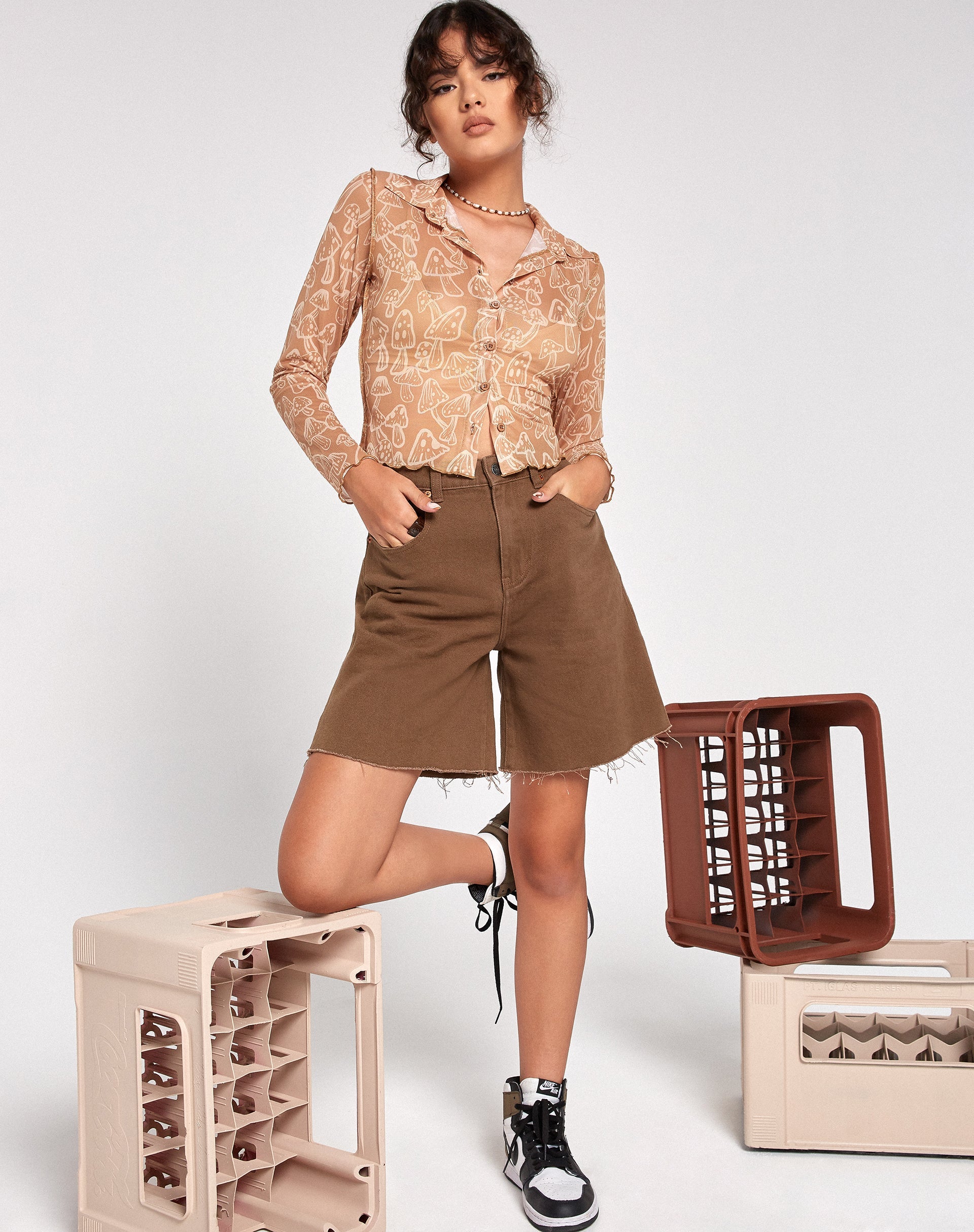 Bild von Keyla Shirt in Tan Mushroom