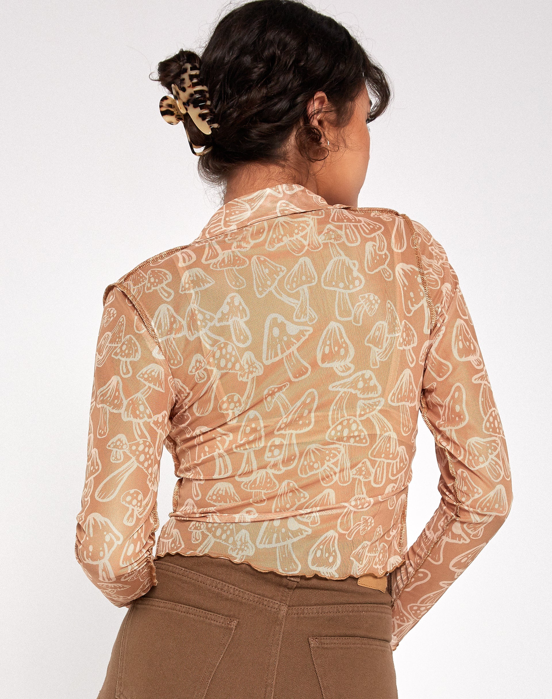 Bild von Keyla Shirt in Tan Mushroom