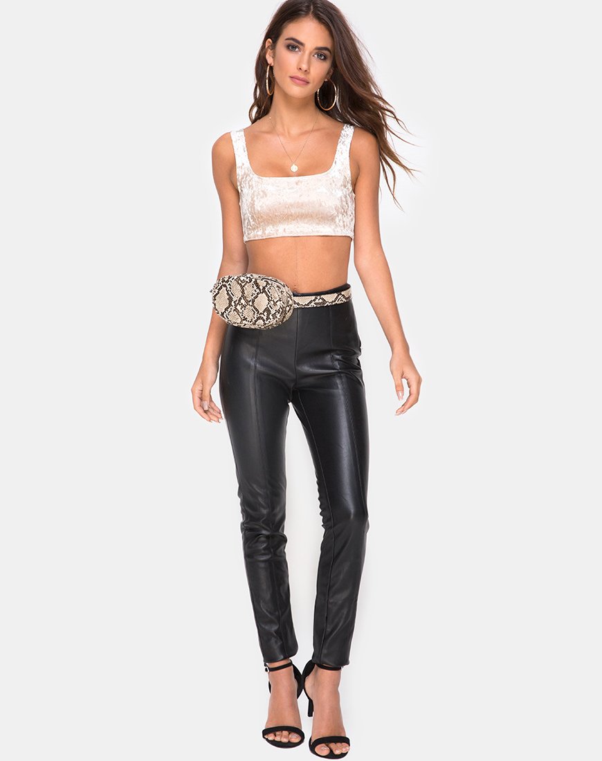 Image von Kim Top in Crushed Velvet Creme