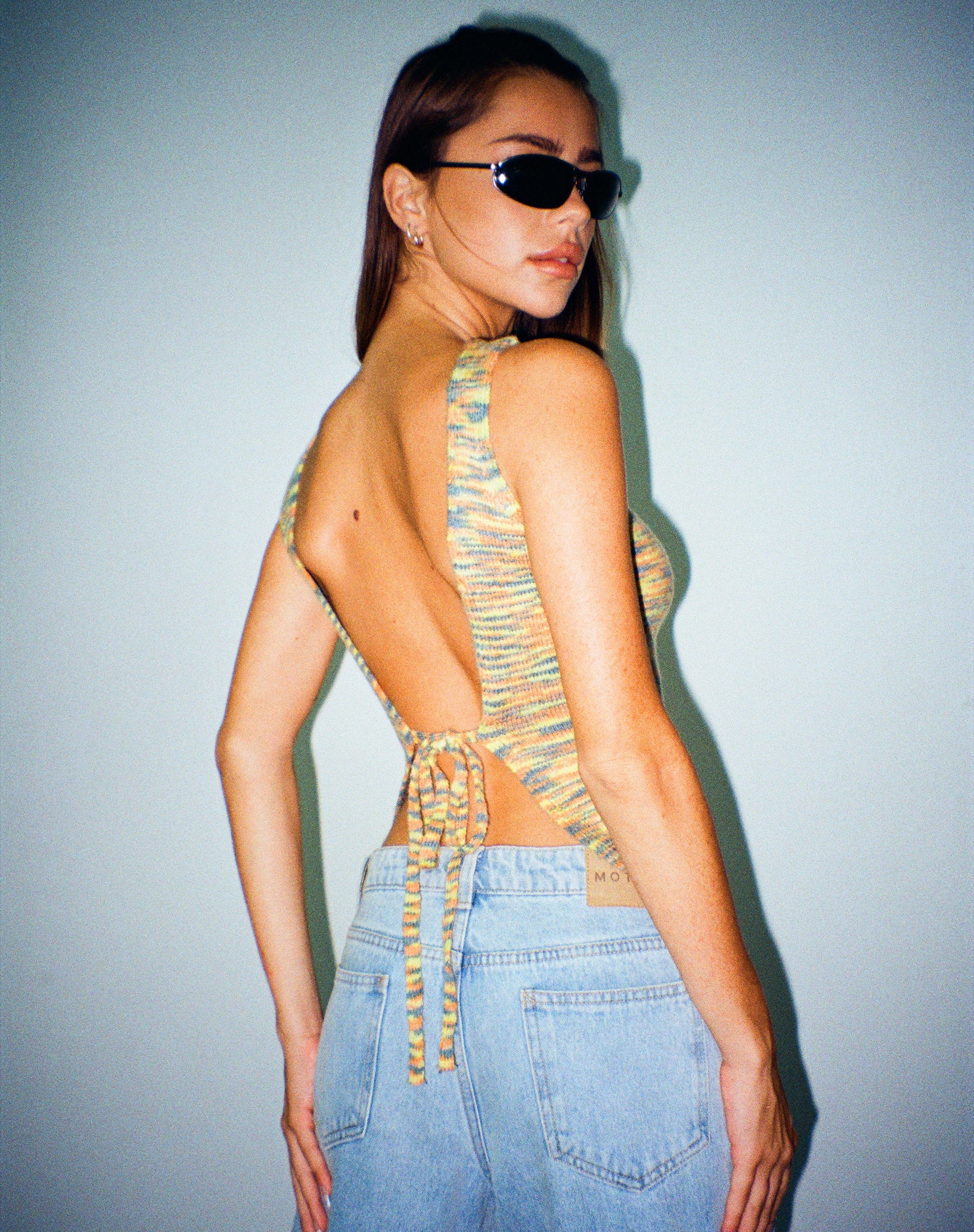 Bild von MOTEL X JACQUIE Kinda Crop Top in Mix Space Dye Multi Farbe