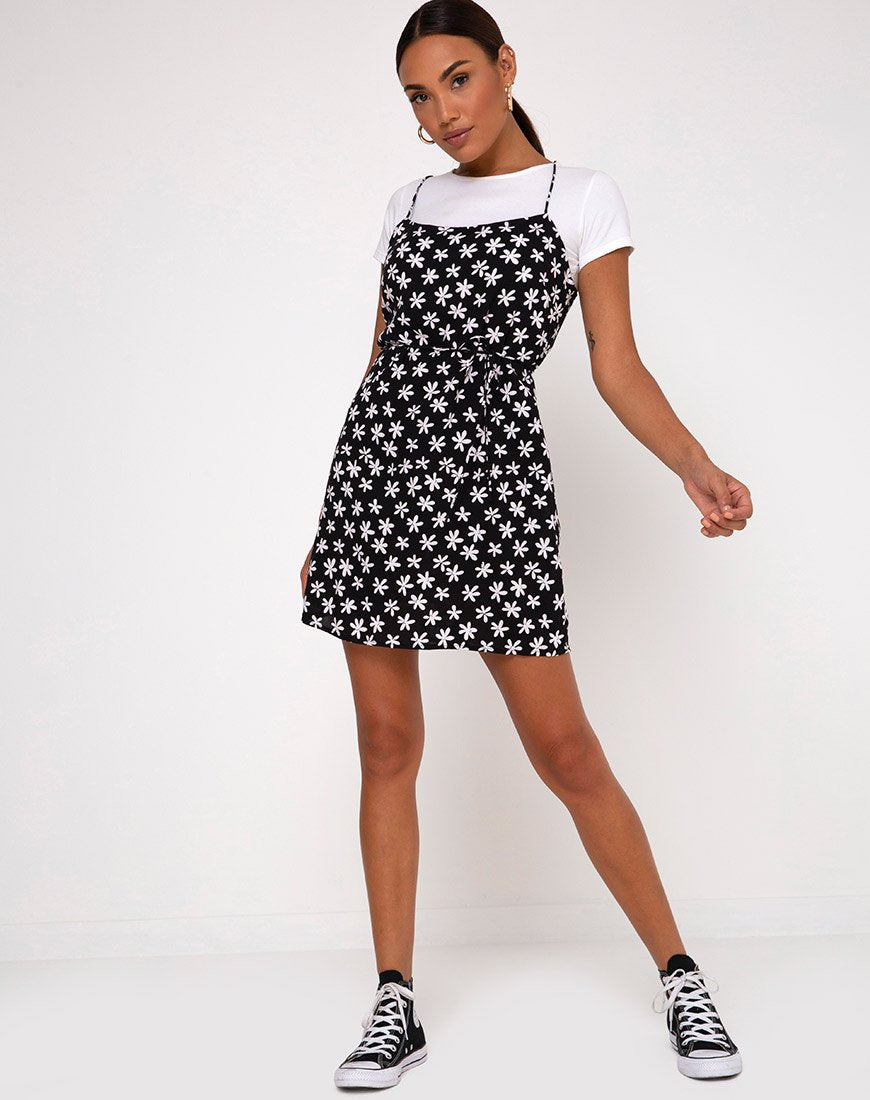 Bild von Kinley Slip Dress in 90s Daisy Schwarz und Weiß