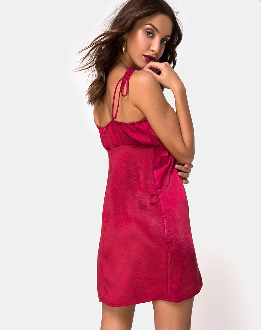 Kulu Kleid in Satin Kirsche