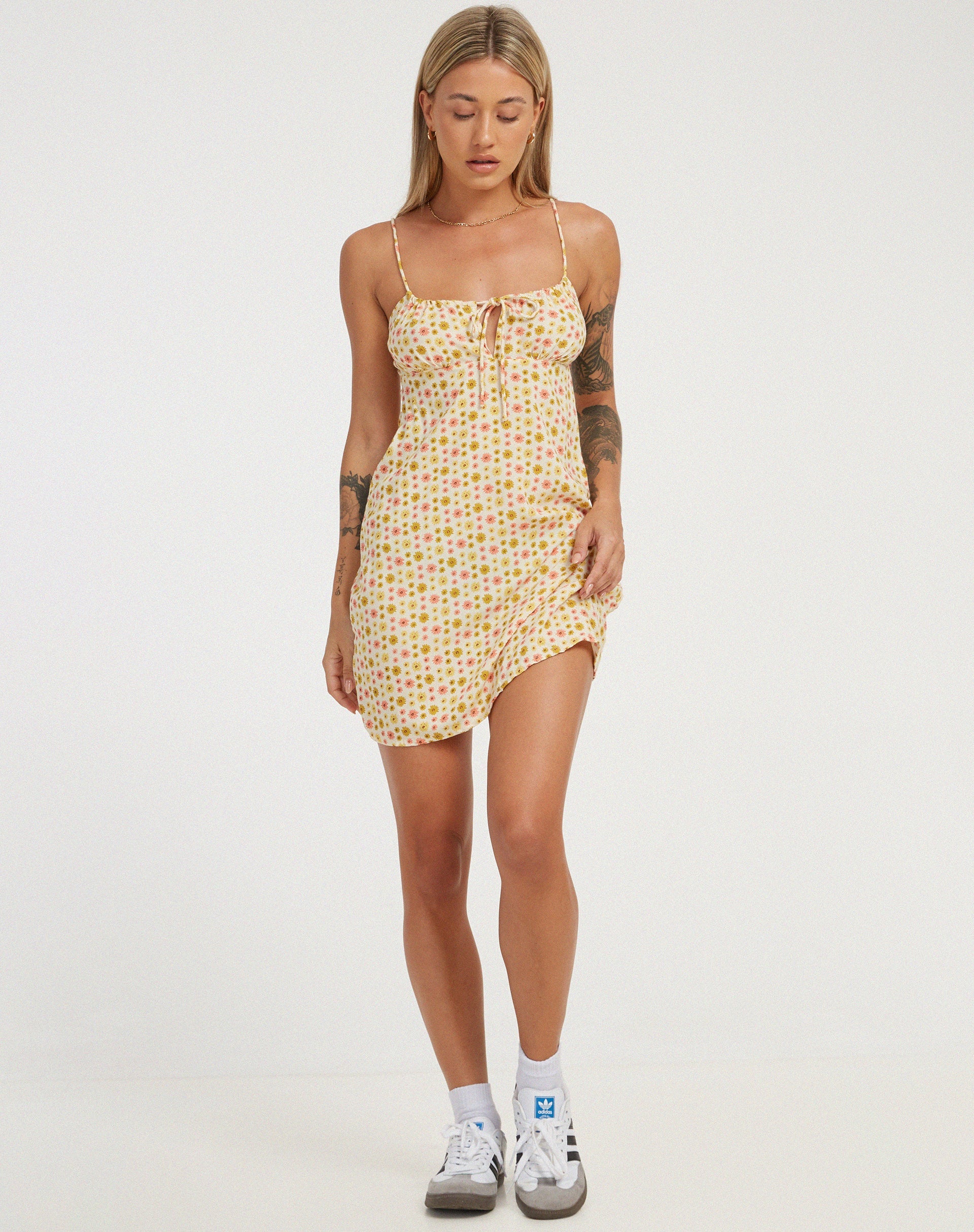 Bild von Kumala Slip Dress in Daisy Chain Cream