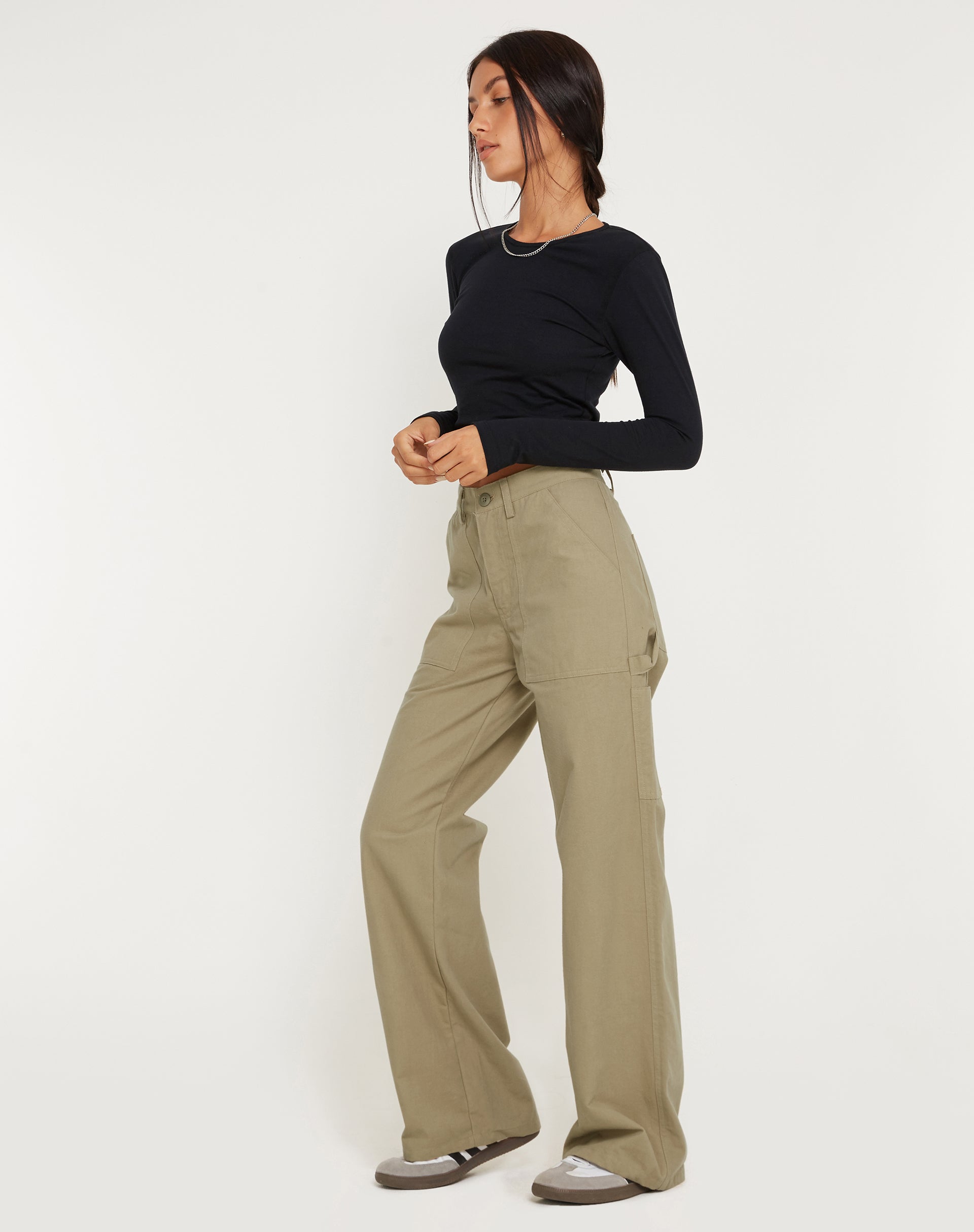 Abbildung der Kusnaedi Wide Leg Trouser in Stone