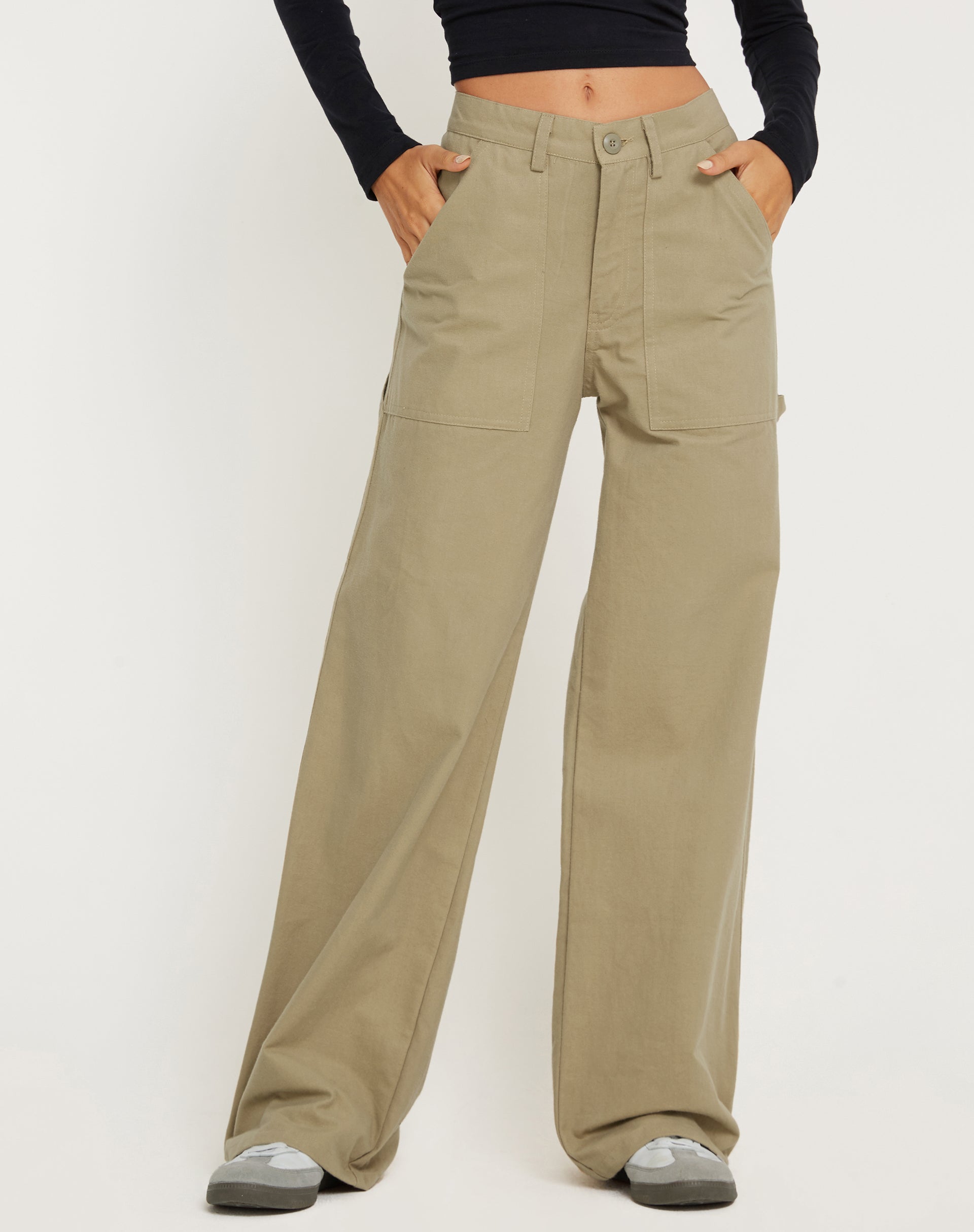 Abbildung der Kusnaedi Wide Leg Trouser in Stone