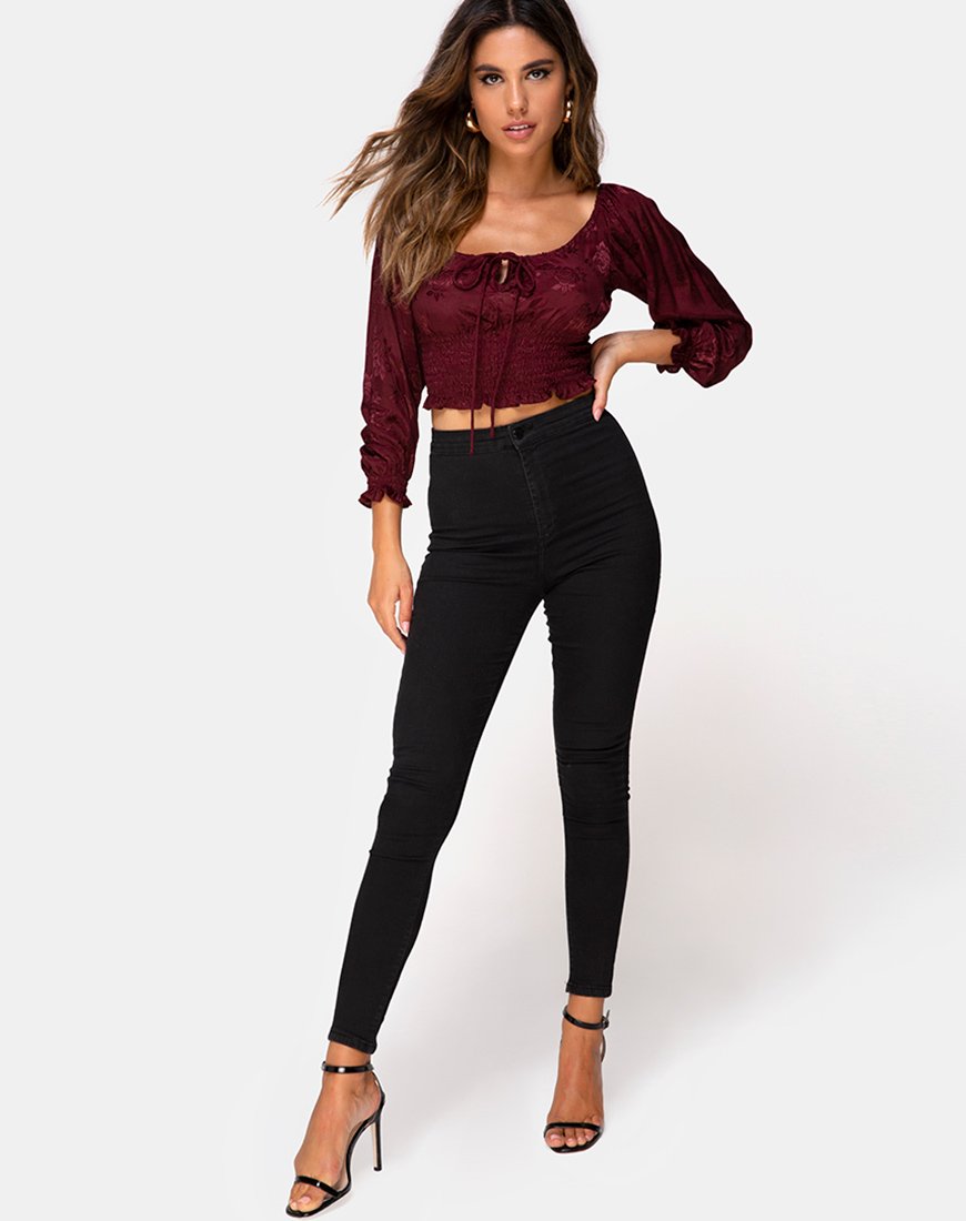 Bild von Lancer Crop Top in Satin Rose Burgundy