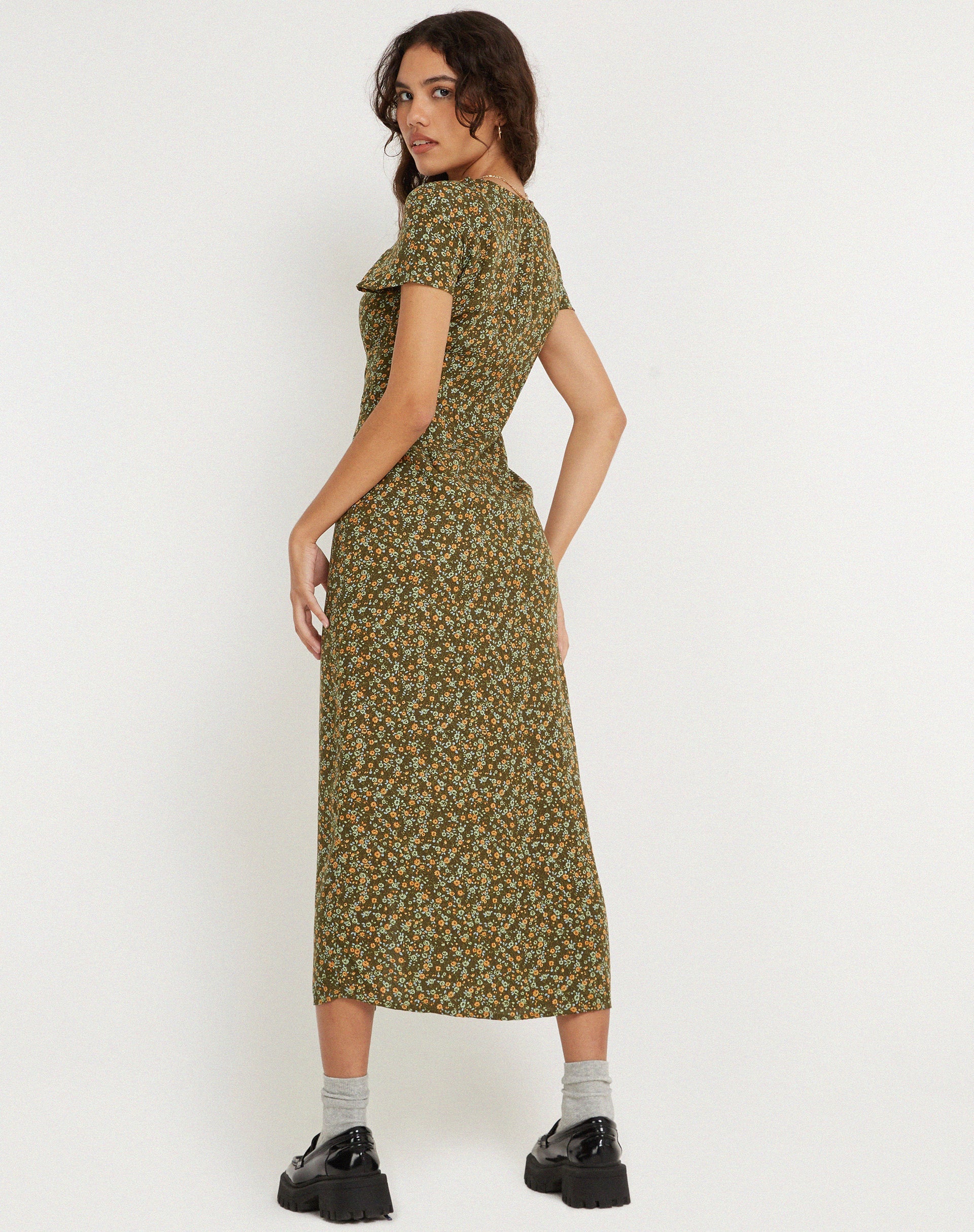 Bild von Larin Midikleid in Khaki mit Blumenmuster Grunge