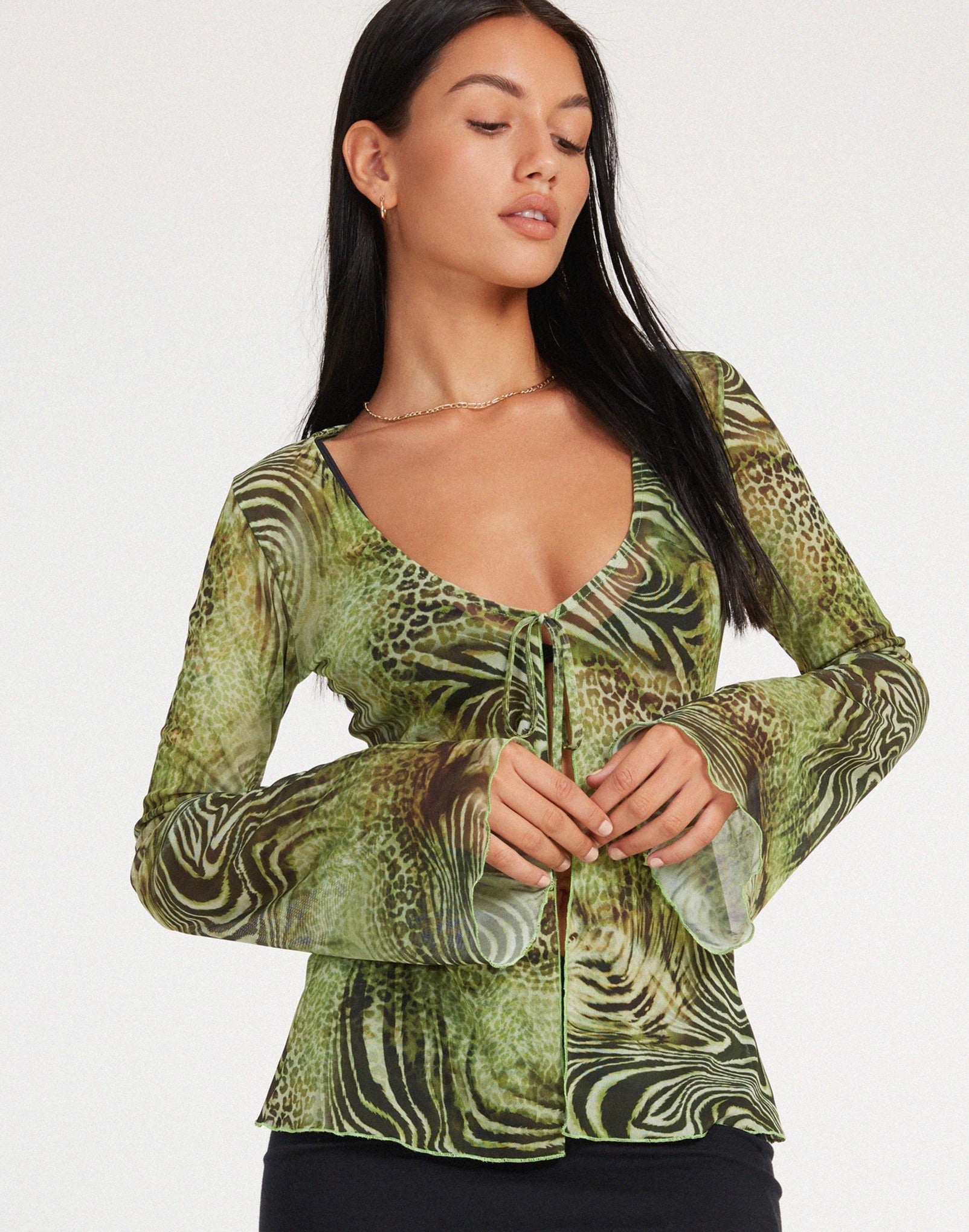 Bild von Leony Cardi in Mesh Cheetah Green