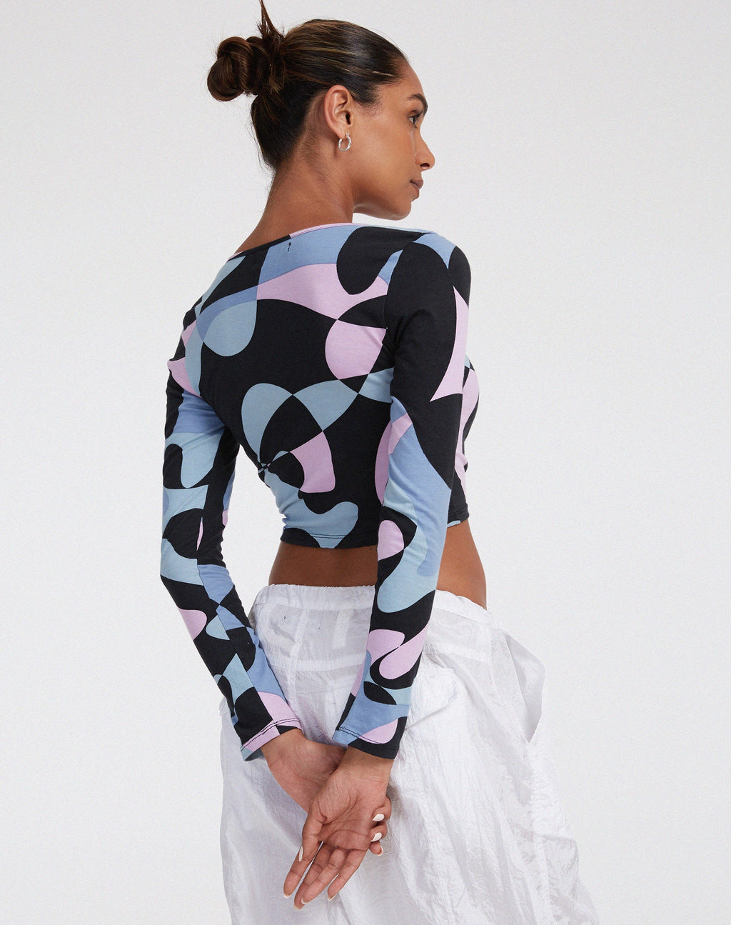 Licora Crop Top in abstraktem Lila