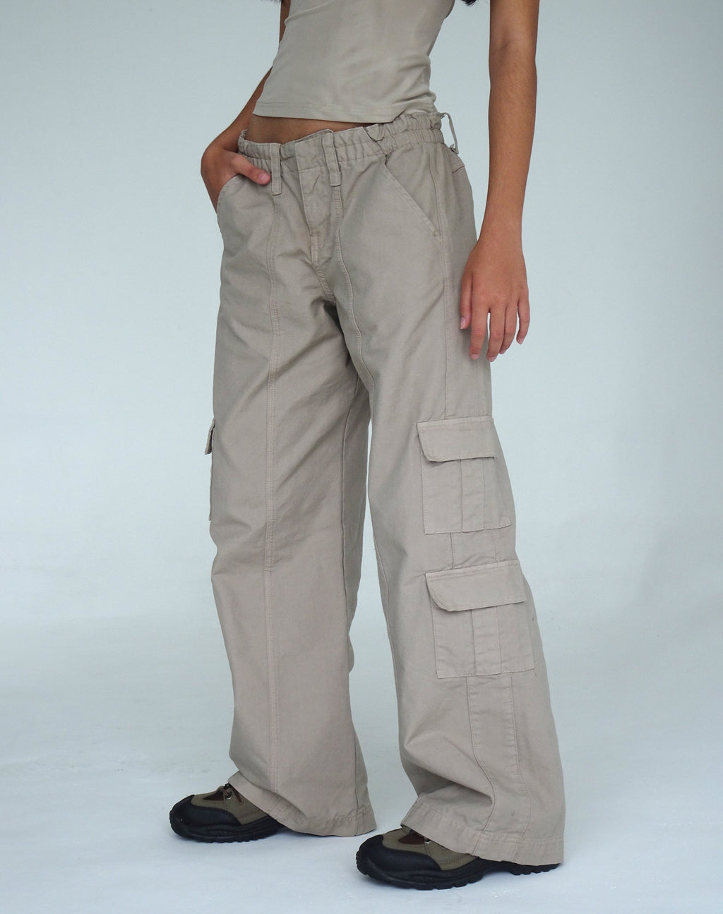 Hansa Cargo-Hose in Stein