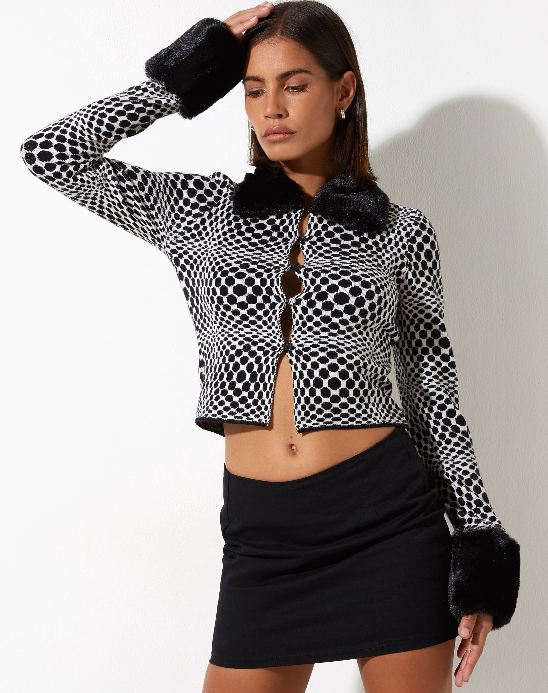 Bild von Lorita Cardi in Monochrom-Optik Quadratisch Schwarz und Weiß