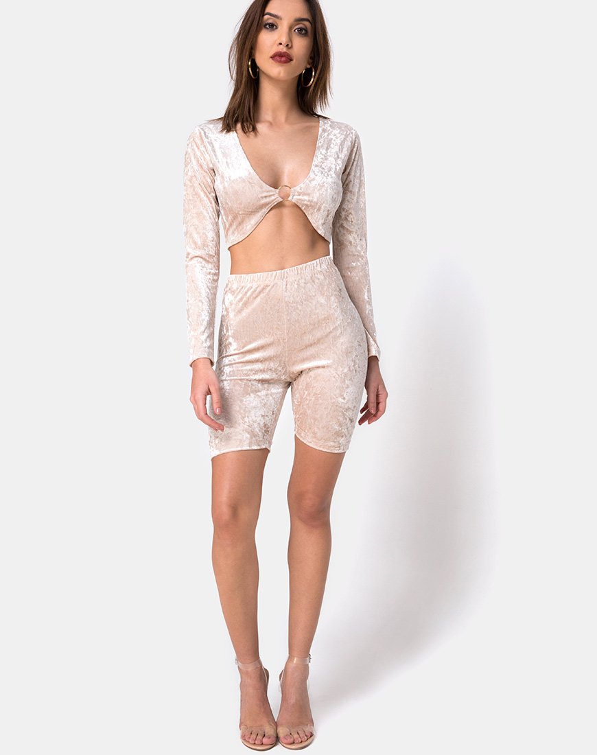 Image of Bike Short aus cremefarbenem Crushed Velvet