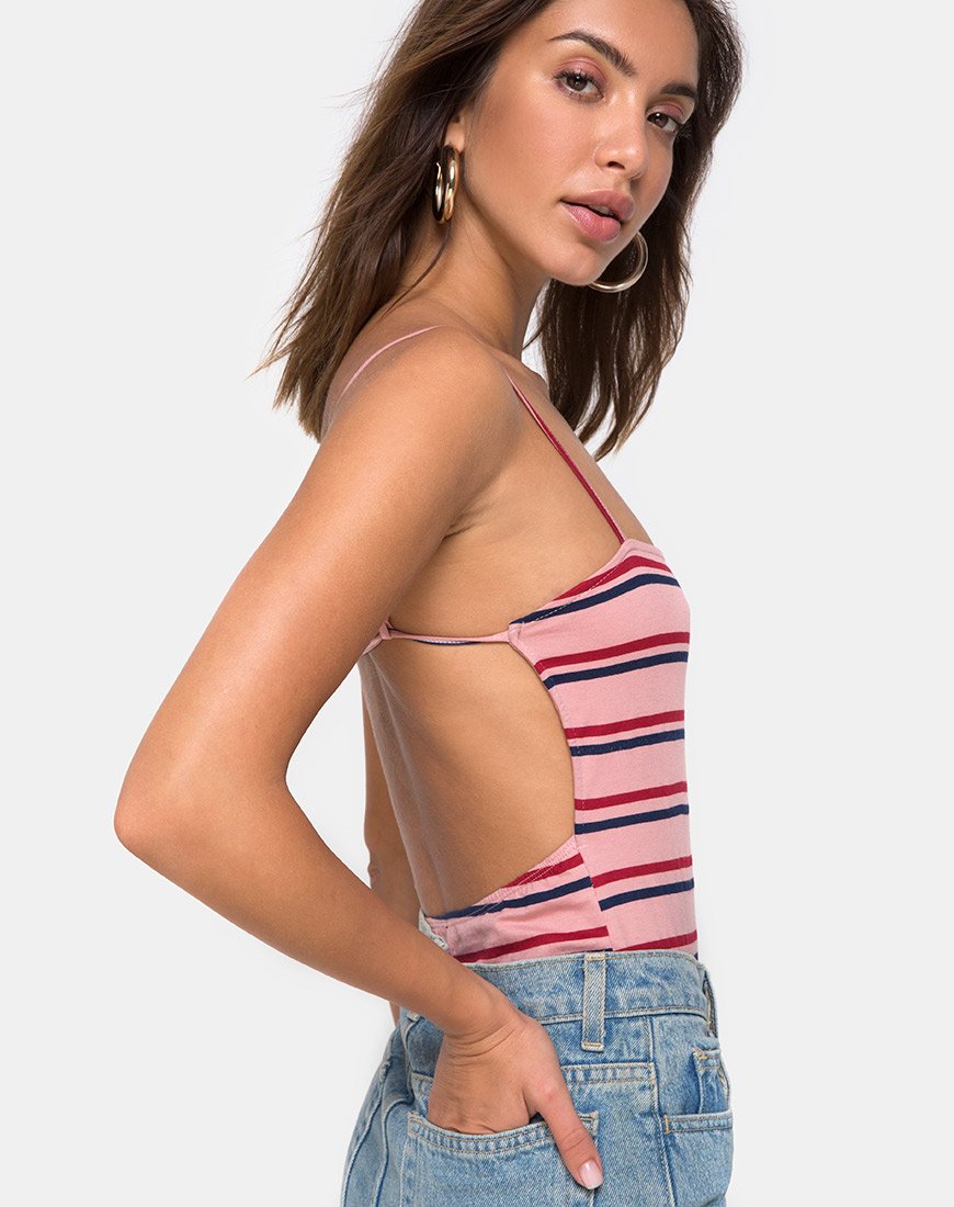 Bild von Lucia Mieder in 70s Streifen Rosa Horizontal