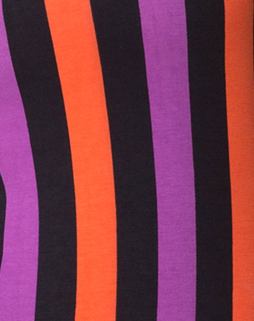 Bild von Lucia Mieder in Lila und Orange gestreift