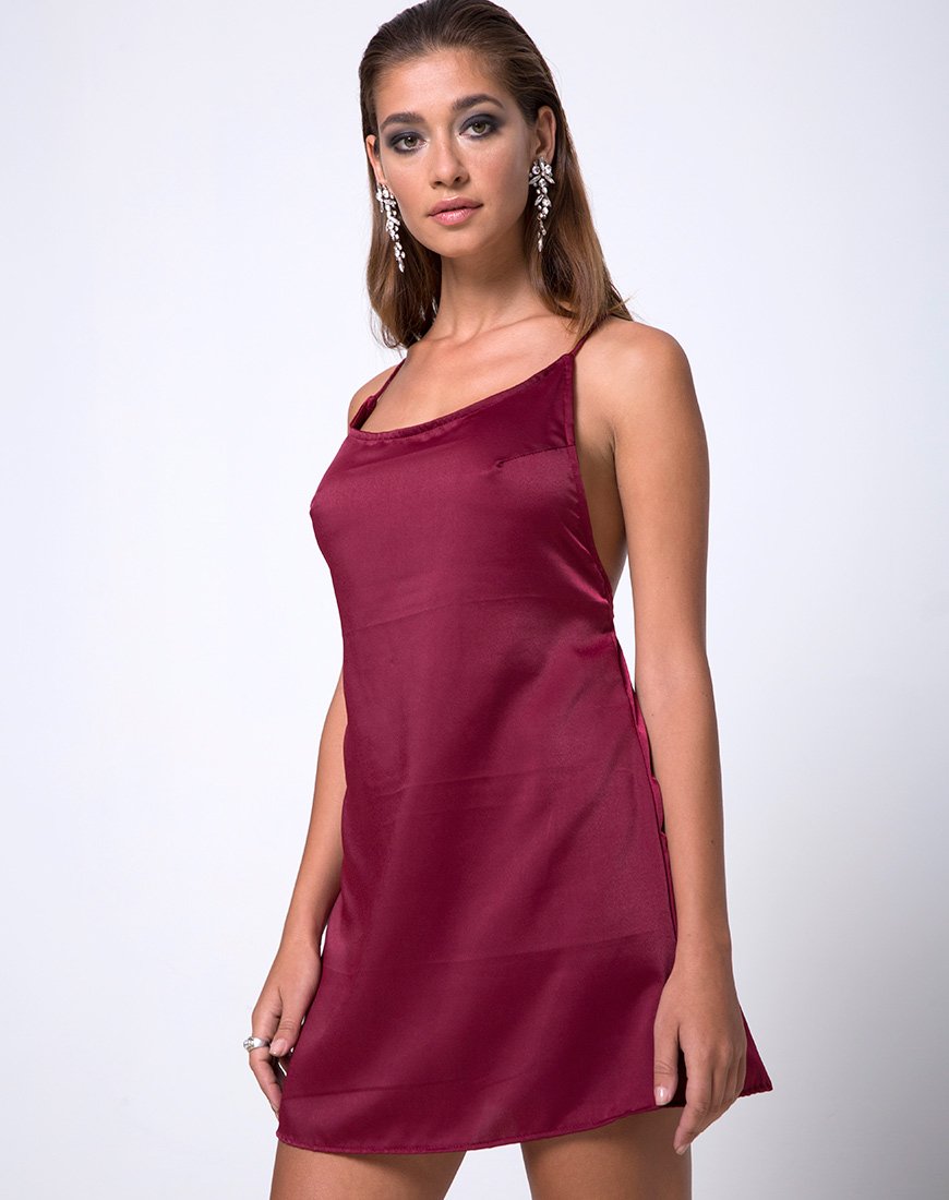 Bild von Lucille Slip Dress in Burgundy
